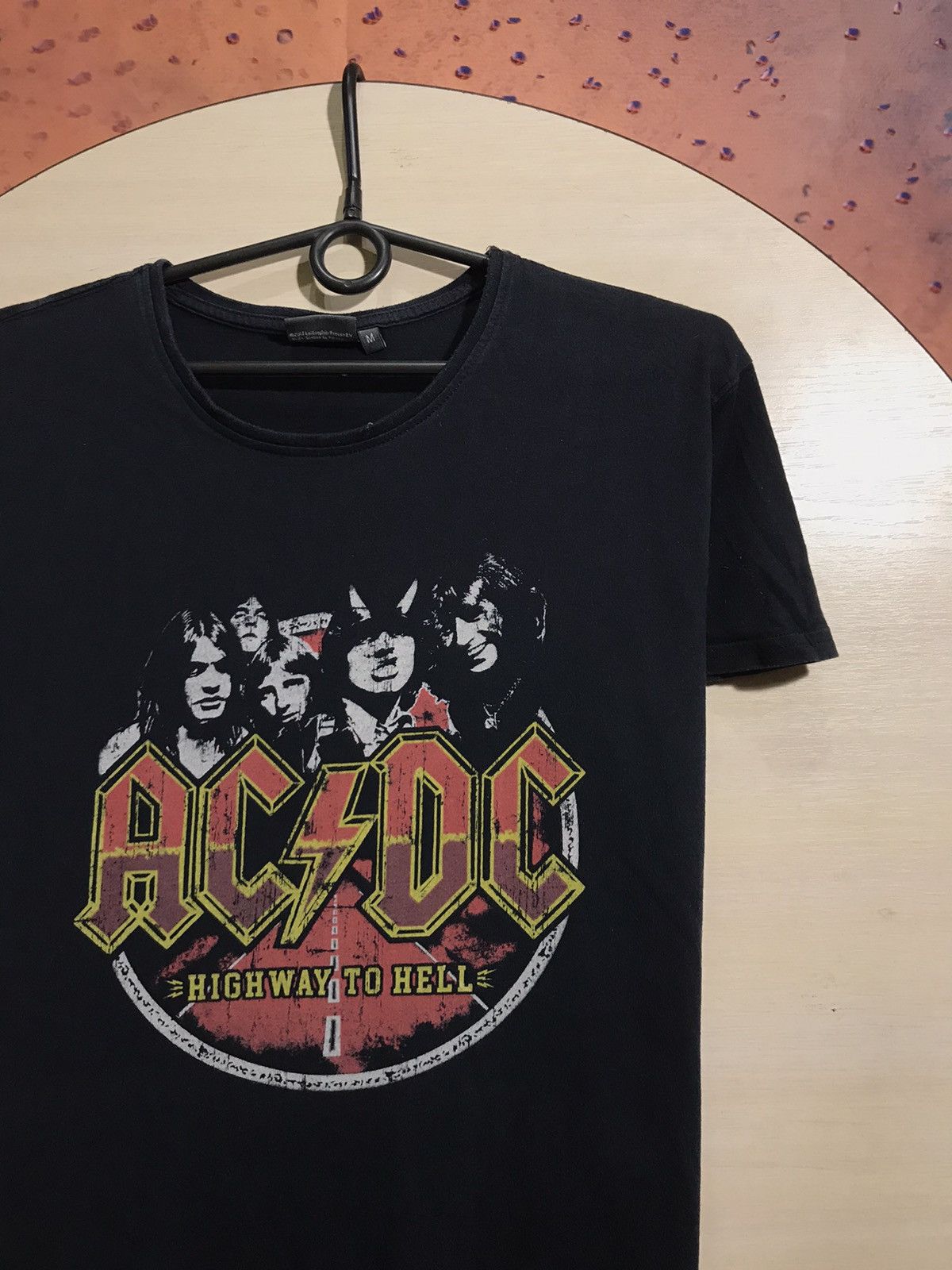 Band Tees Vintage Ac Dc band rock tee Size US M / EU 48-50 / 2 - 1 Thumbnail