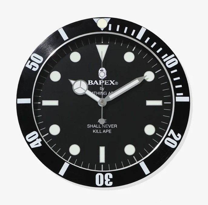 image of Bapex Wall Clock in Silver, Men's