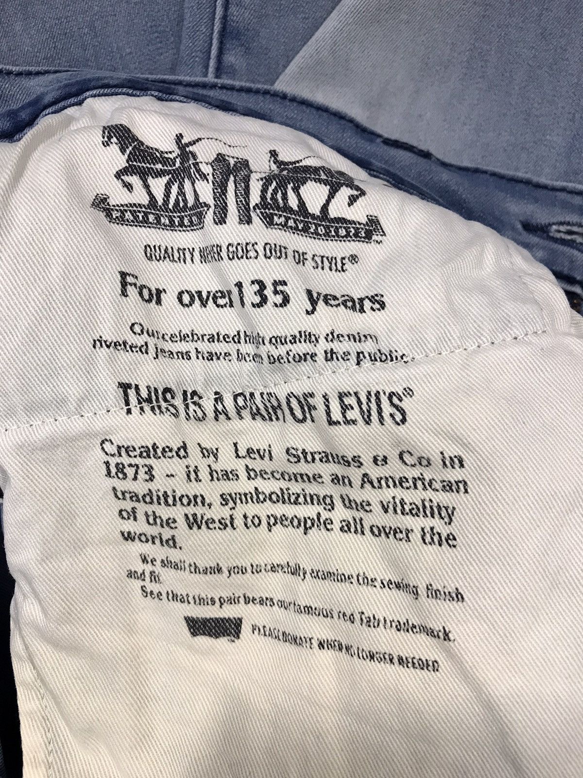 Levi's × Vintage Vintage Levis Short Pants Light Wash Distressed Style Size US 34 / EU 50 - 19 Thumbnail
