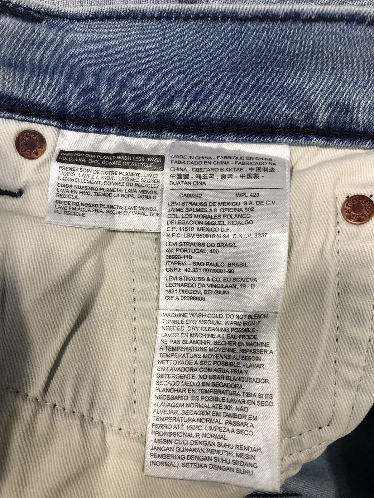 Levi's × Vintage Vintage Levis Short Pants Light Wash Distressed Style Size US 34 / EU 50 - 17 Thumbnail