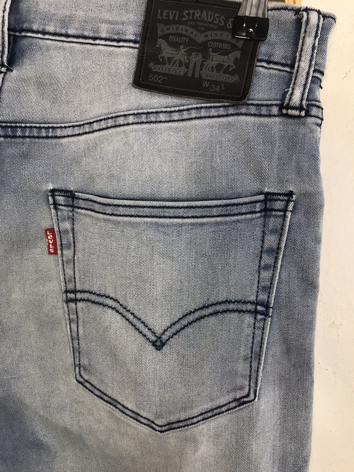 Levi's × Vintage Vintage Levis Short Pants Light Wash Distressed Style Size US 34 / EU 50 - 11 Thumbnail