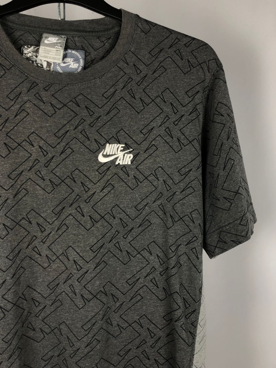 Nike × Vintage Nike vintage monogram T-shirts size XL Size US XL / EU 56 / 4 - 2 Thumbnail