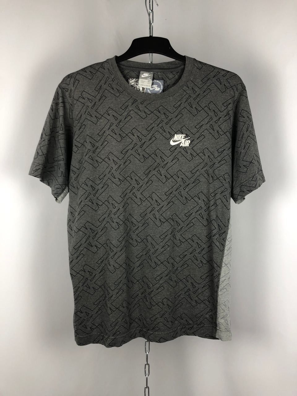 Nike × Vintage Nike vintage monogram T-shirts size XL Size US XL / EU 56 / 4 - 1 Thumbnail