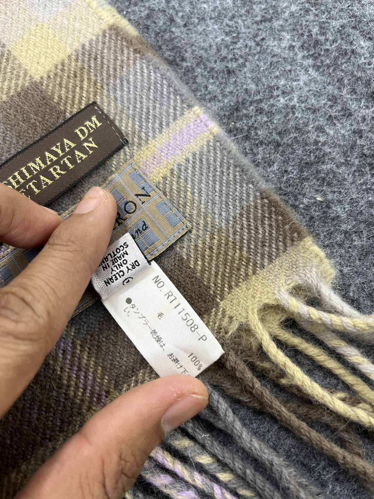 Japanese Brand Lochcarron Tartan Scarf/Muffler/Neckwear - T042 Size ONE SIZE - 8 Thumbnail