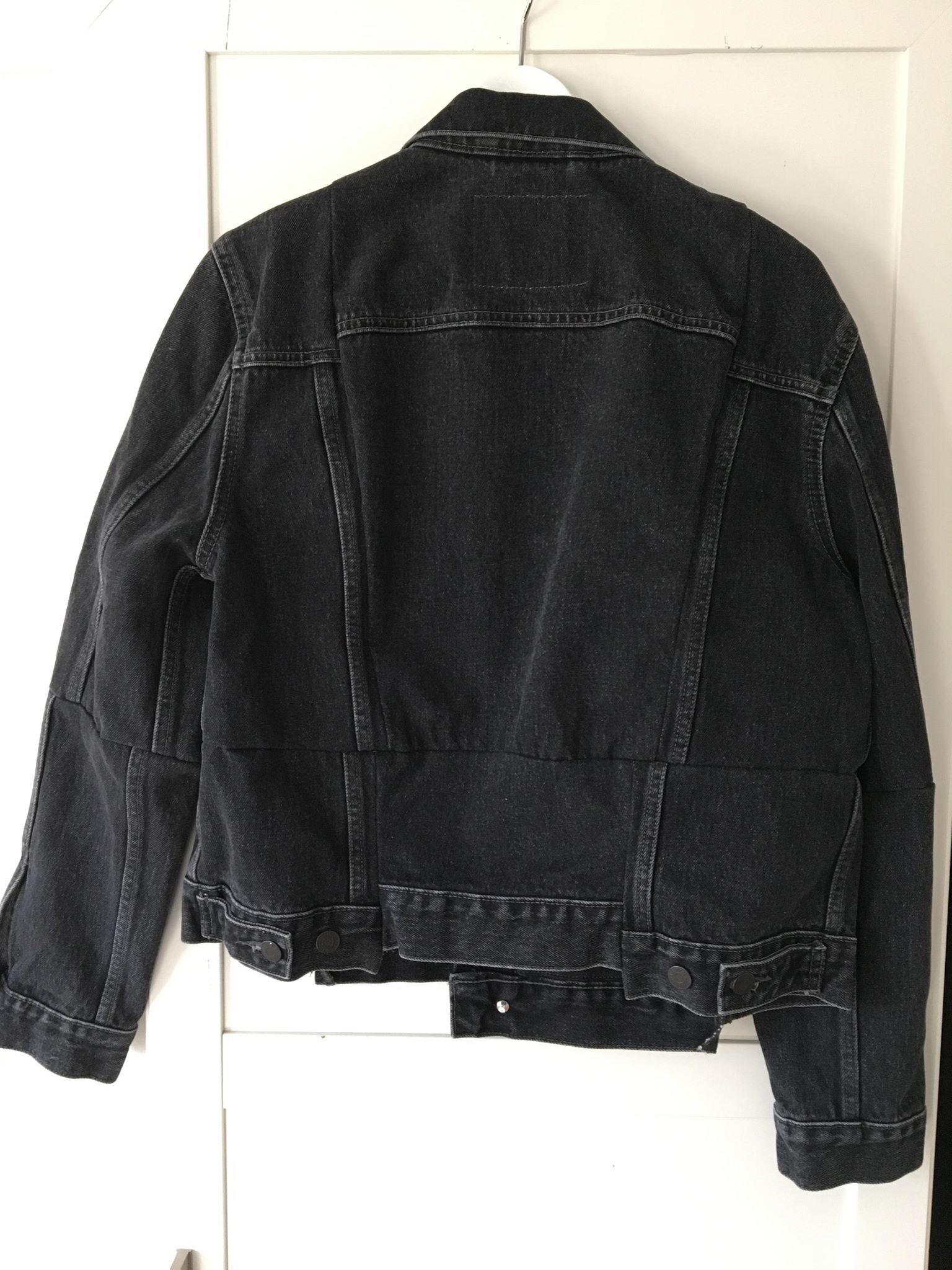 ジャケット・アウター VETEMENTS LEVI'S DenimJacket MSS17LE8 楽天市場】VETEMENTS x Levi's ヴェトモン リーバイス reworked