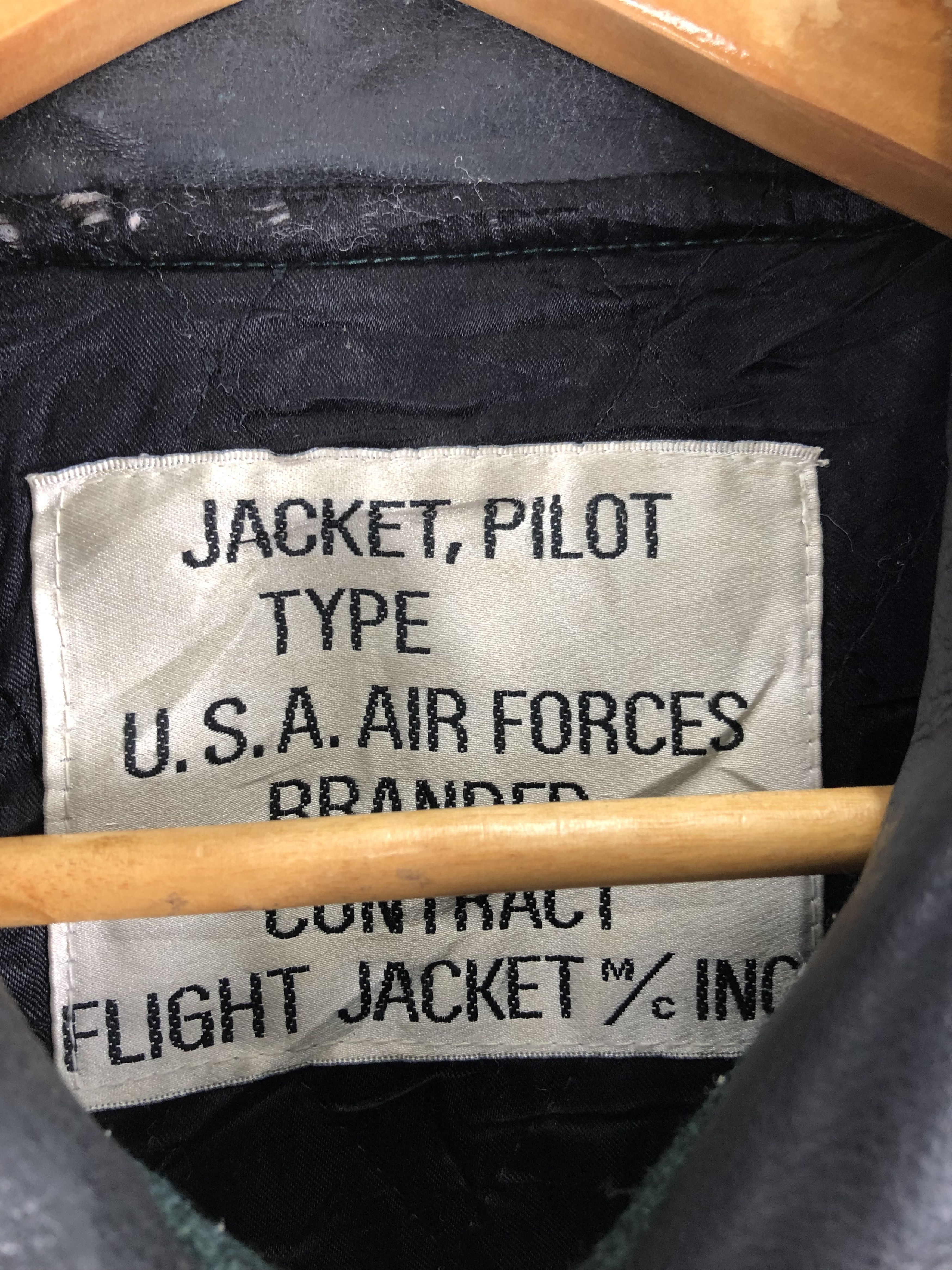 Vintage Vintage 80s US Air Force Varsity Jacket Leather Sleeve Size US L / EU 52-54 / 3 - 9 Thumbnail