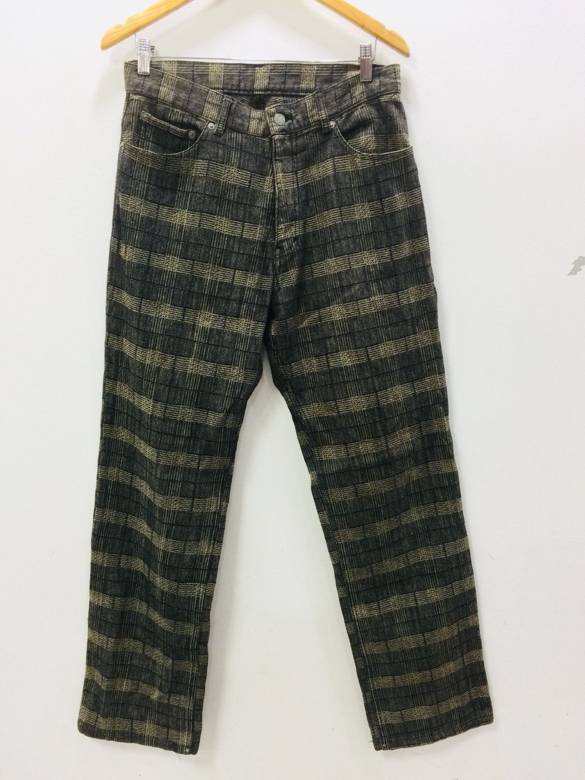 image of Distressed Denim x Hysteric Glamour Denim Jeans International World Jeans Saiz L, Men's (Size 32)