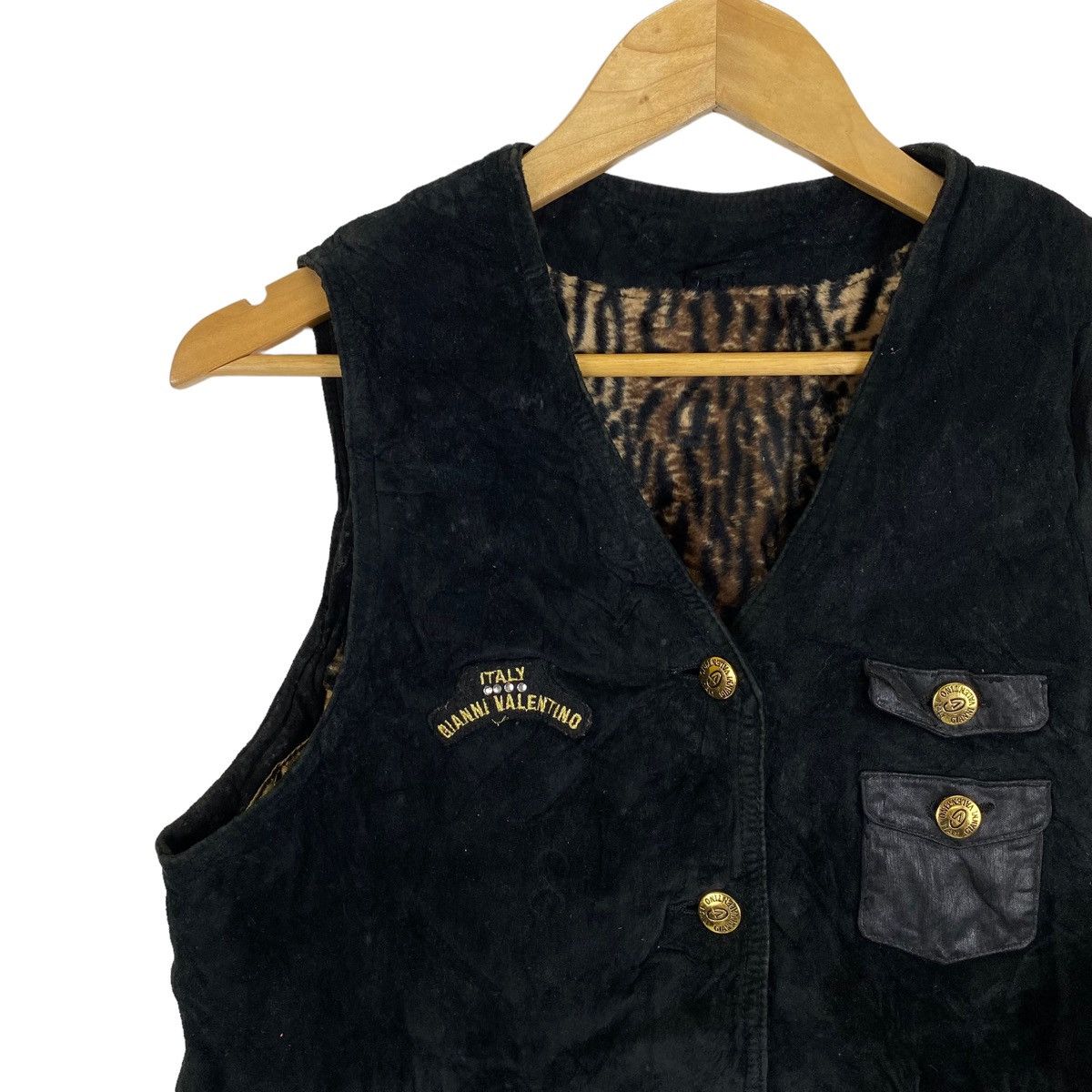 Gianni Valentino × Vintage Vintage GIANNI VALENTINO Suede Leather Vest Jacket Size S / US 4 / IT 40 - 7 Thumbnail