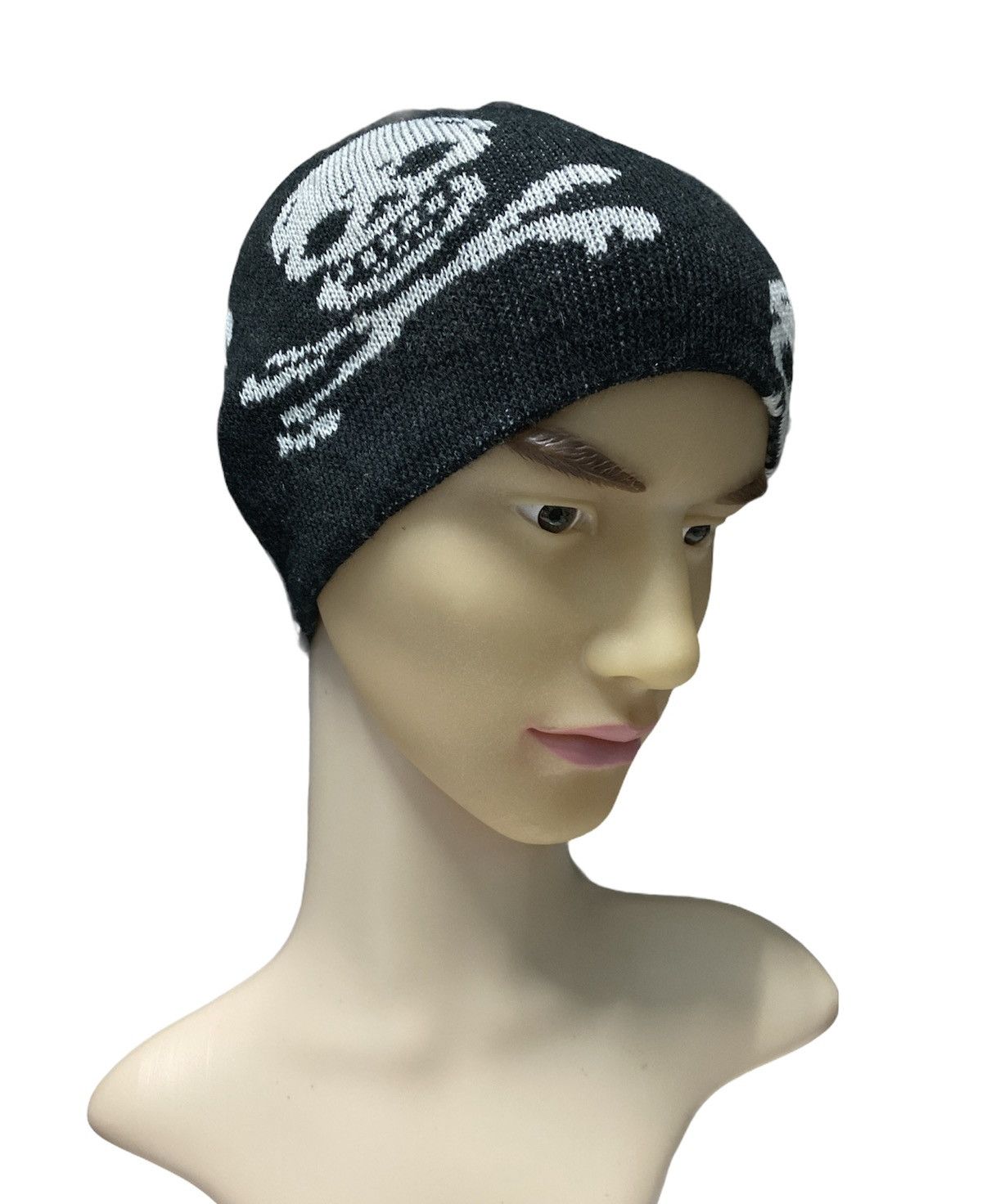 SKULL BEANIE SNOW CAP