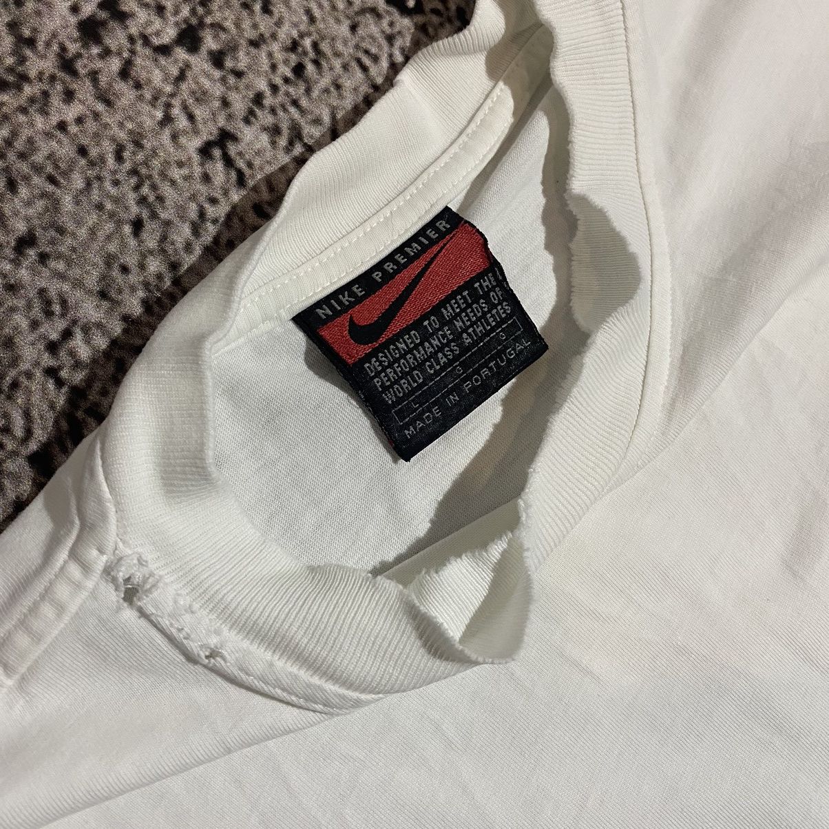 Nike × Vintage Nike T-shirt Vintage Big Logo Size US L / EU 52-54 / 3 - 7 Thumbnail