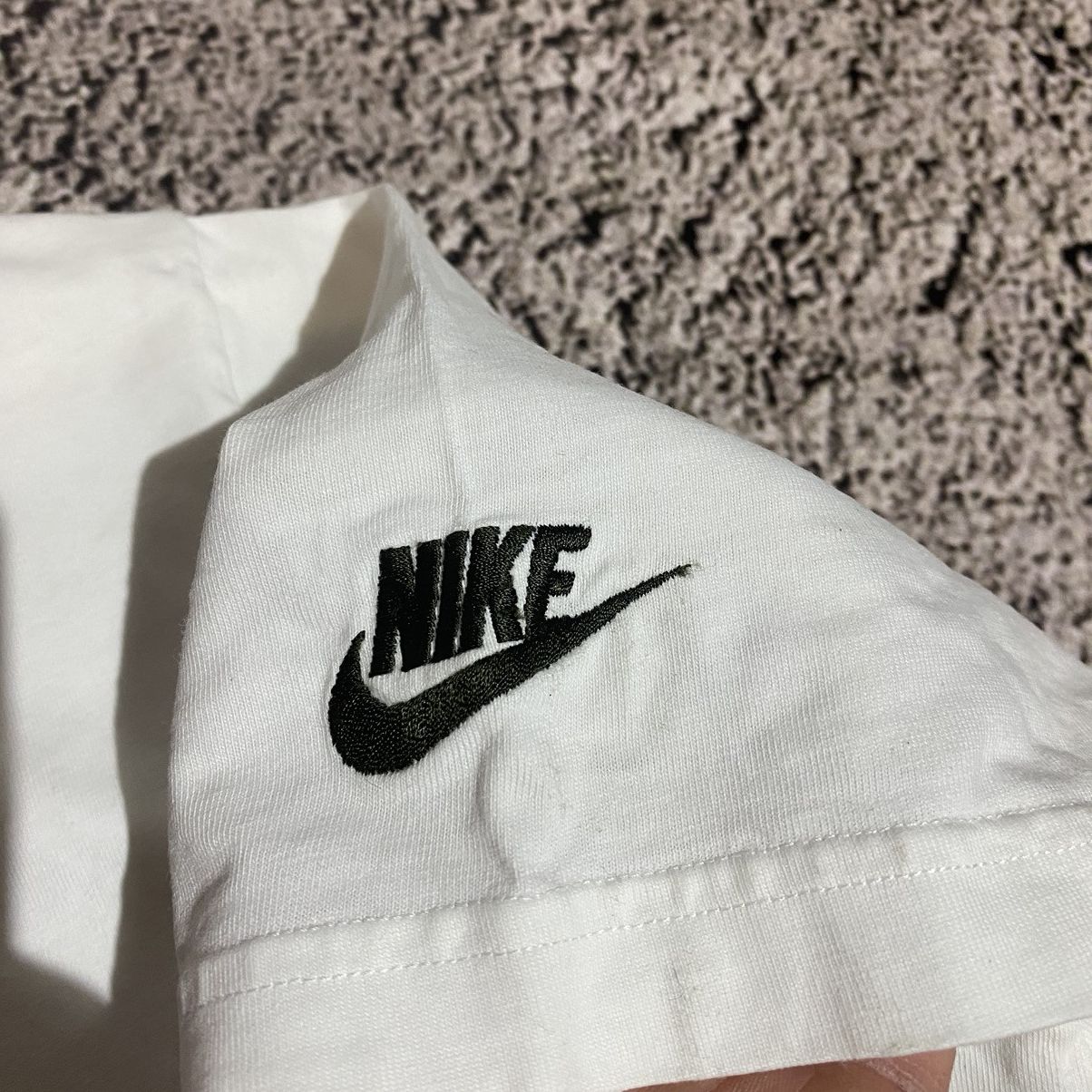 Nike × Vintage Nike T-shirt Vintage Big Logo Size US L / EU 52-54 / 3 - 6 Thumbnail