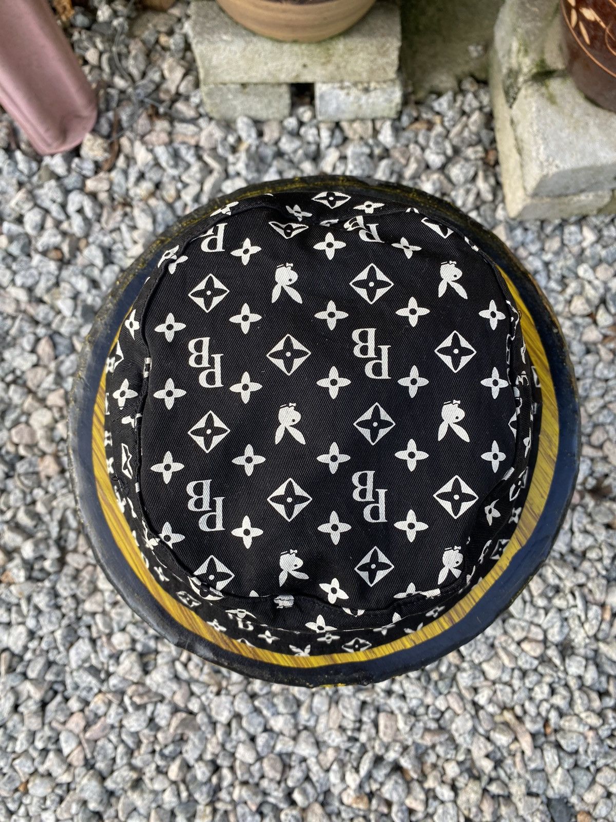 Playboy Vintage Y2k Playboy Monogram Bucket Hat Size ONE SIZE - 2 Thumbnail