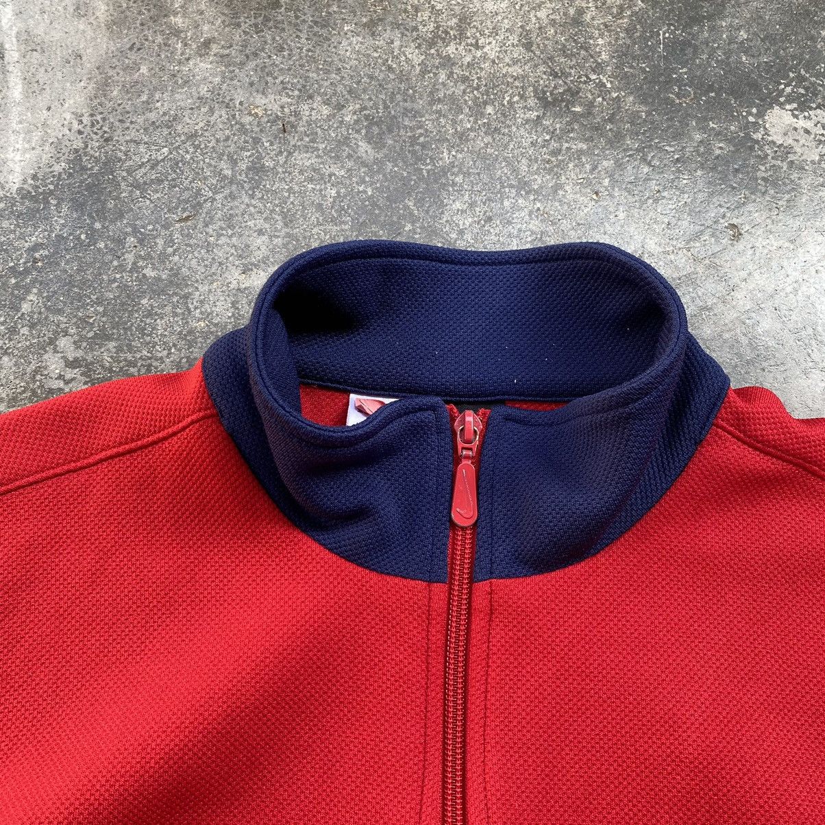 Nike Vintage 90s Nike Basketball Rare Sweater Size US L / EU 52-54 / 3 - 8 Thumbnail
