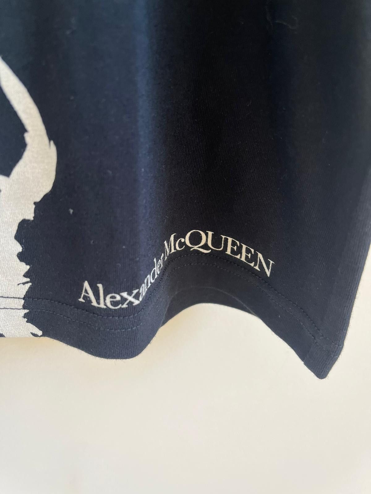Alexander McQueen T-Shirt in Black Size US M / EU 48-50 / 2 - 10 Thumbnail