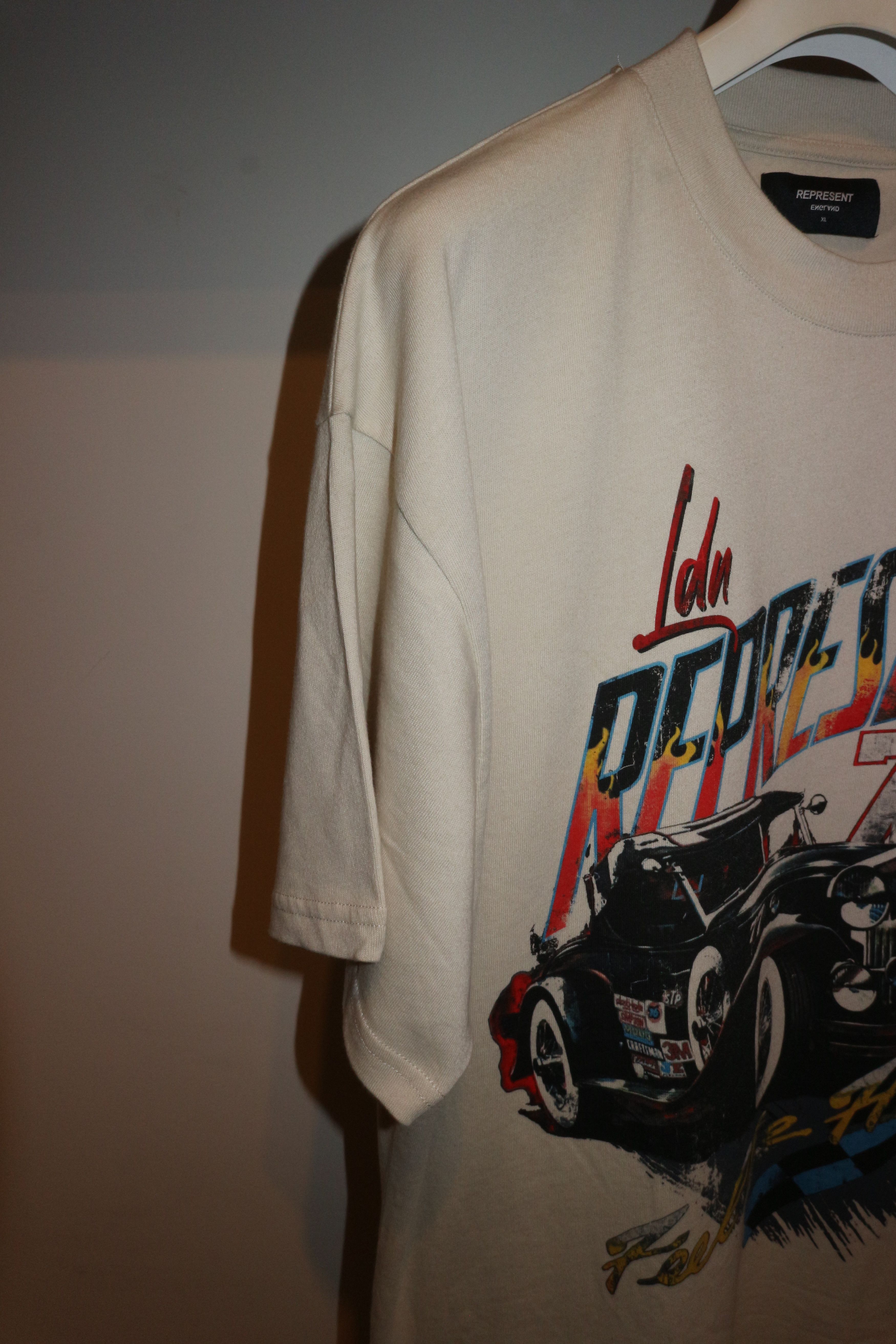 Represent Clo. Feel the heat t-shirt Size US M / EU 48-50 / 2 - 3 Thumbnail