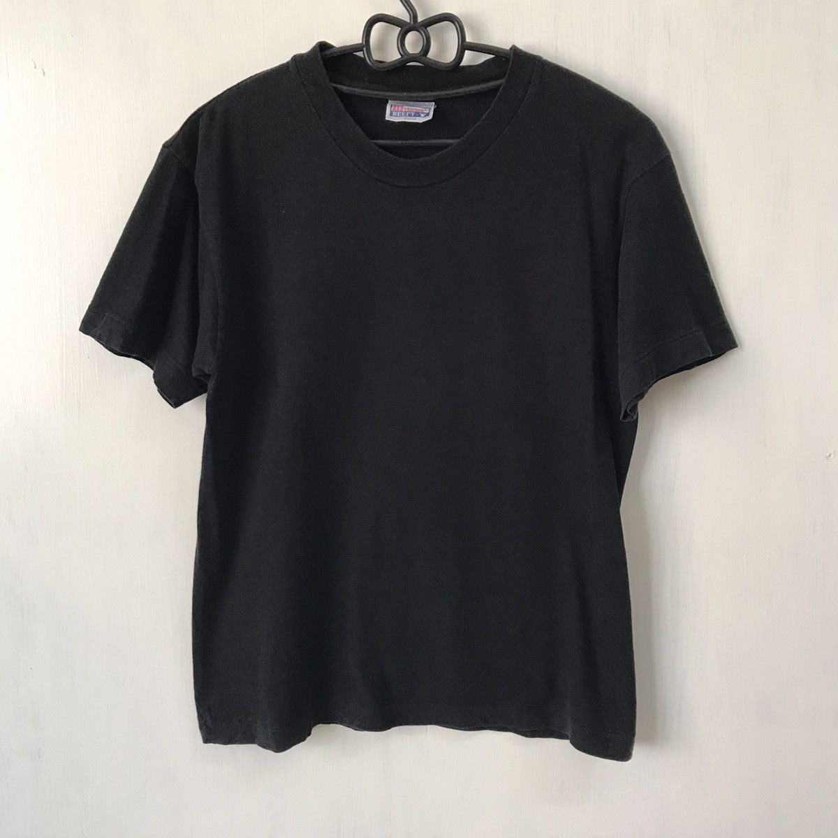 Hanes Vintage Hanes plain tshirt Size US S / EU 44-46 / 1 - 1 Thumbnail