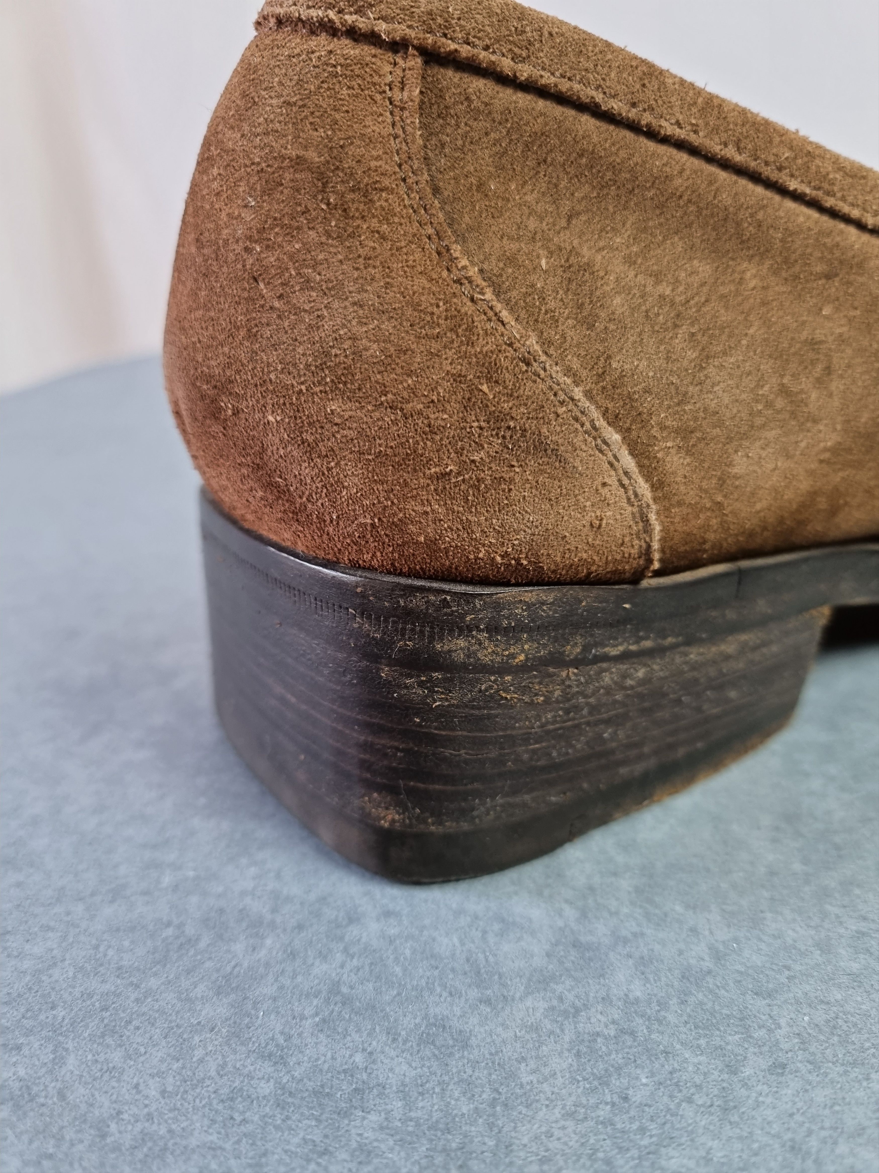 Gucci 90s Gucci Suede Formal Shoes Horse Belt TOM FORD Era Size US 10 / EU 43 - 24 Thumbnail