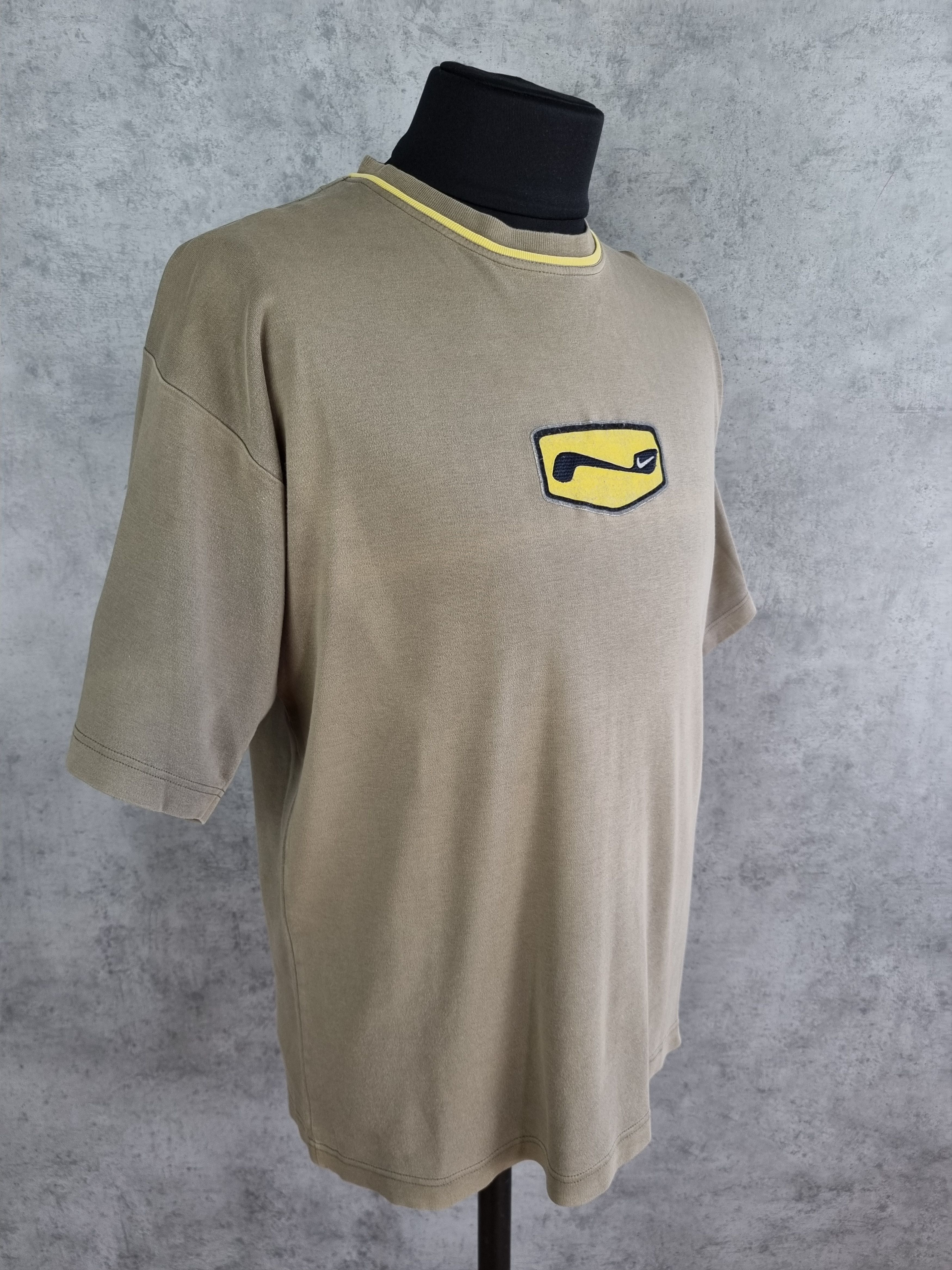 Nike 90s Rare Vintage Nike Tee shirt Box Logo center Size US M / EU 48-50 / 2 - 3 Thumbnail