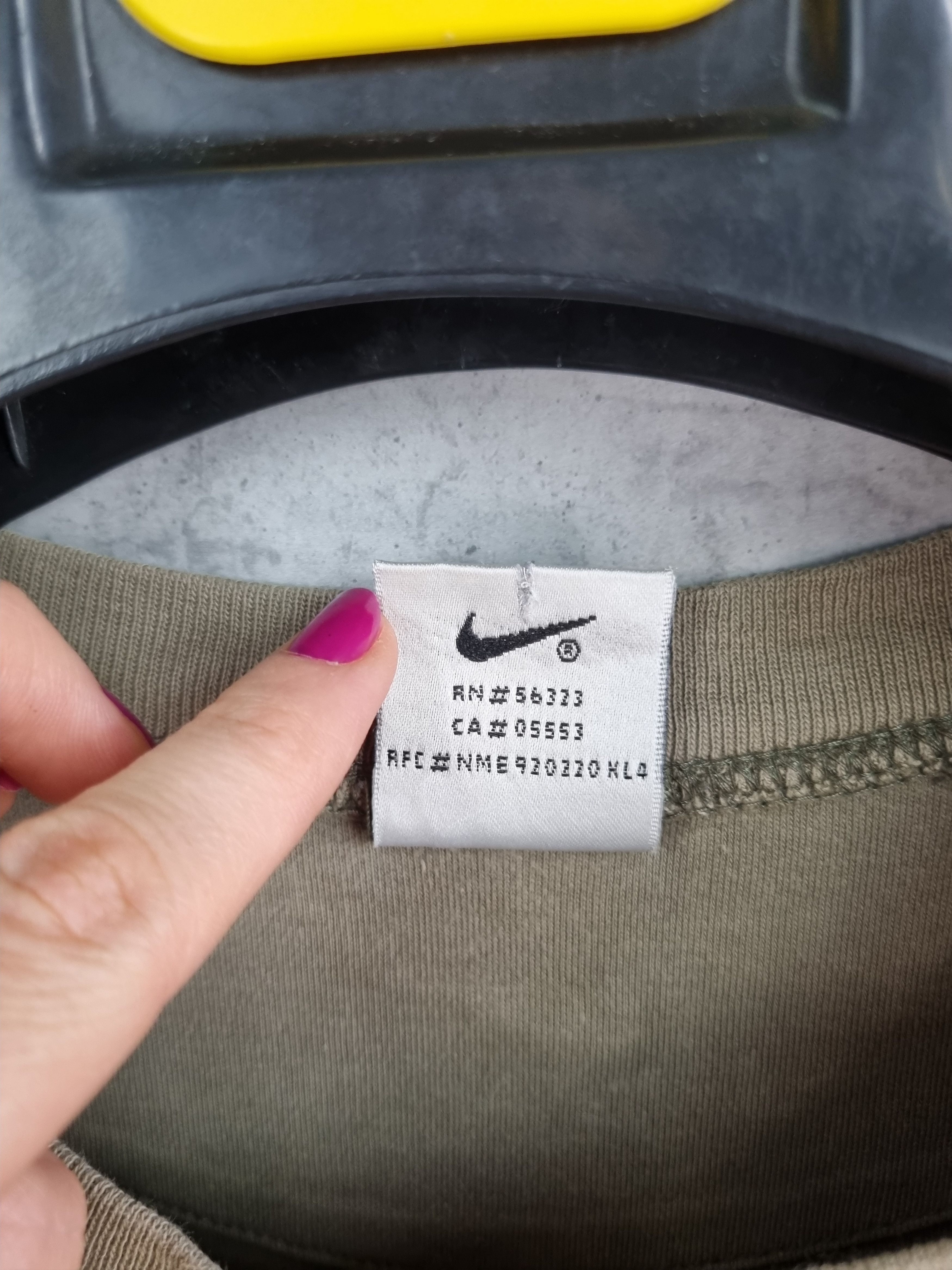 Nike 90s Rare Vintage Nike Tee shirt Box Logo center Size US M / EU 48-50 / 2 - 11 Thumbnail