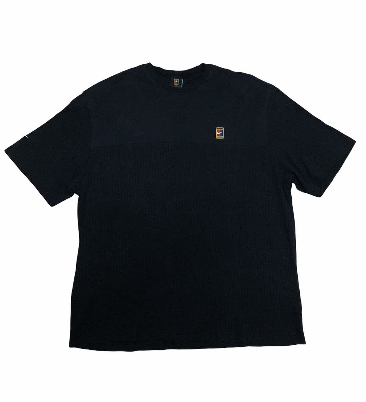Nike Vintage Nike Court T-Shirt Size US XL / EU 56 / 4 - 1 Thumbnail