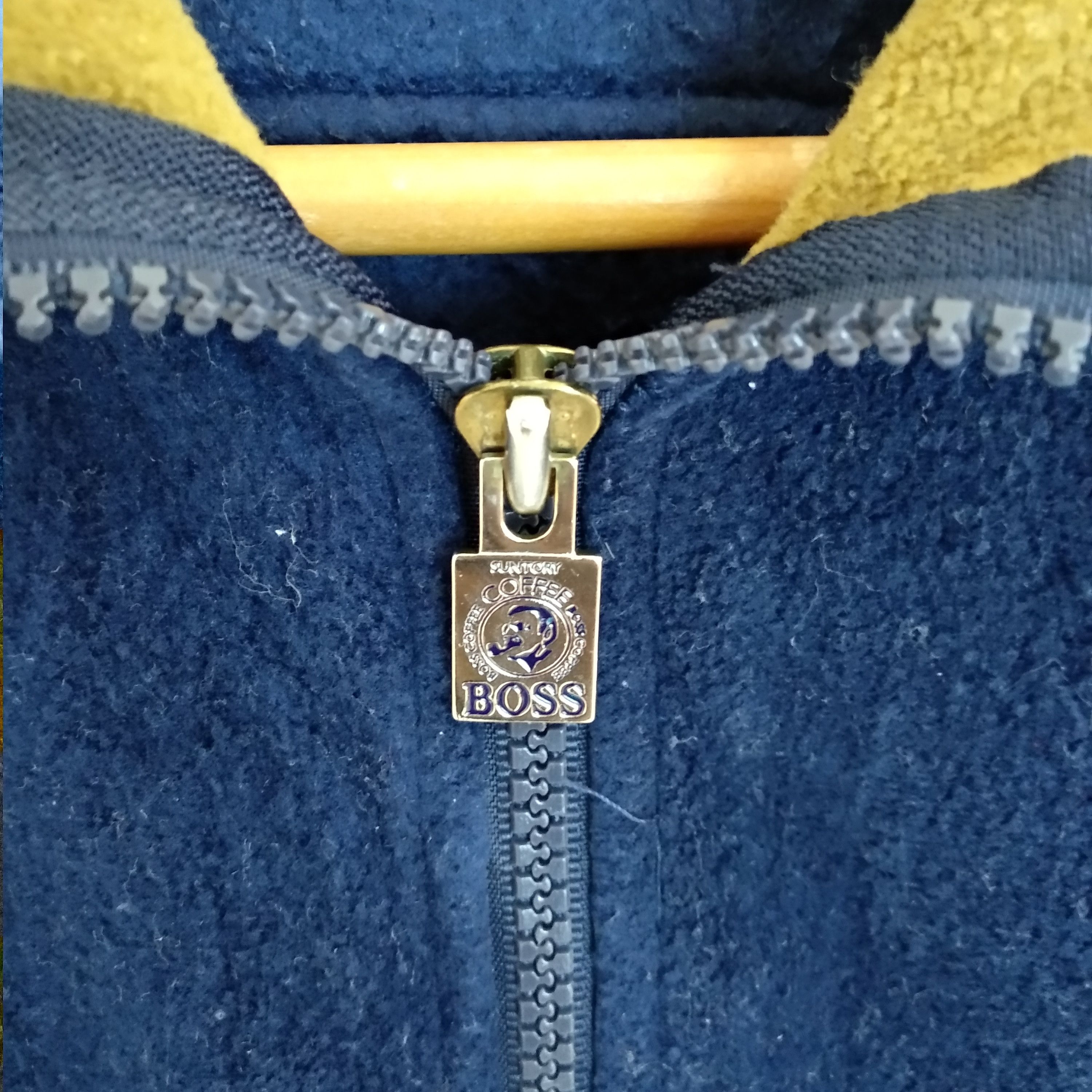 Japanese Brand Vintage SUNTORY BOSS COFFEE Fleece Vest Size US L / EU 52-54 / 3 - 8 Thumbnail