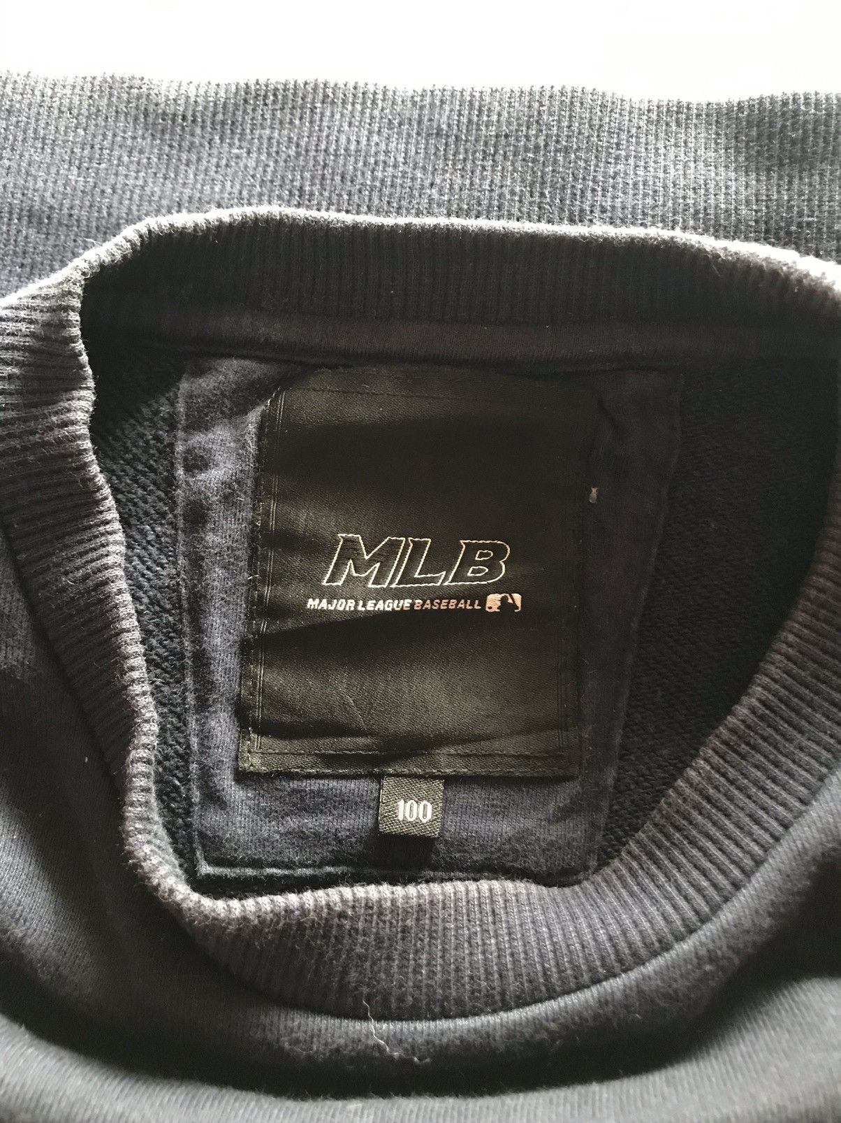 MLB Major League Baseball sweatshirt size M Size US M / EU 48-50 / 2 - 3 Thumbnail