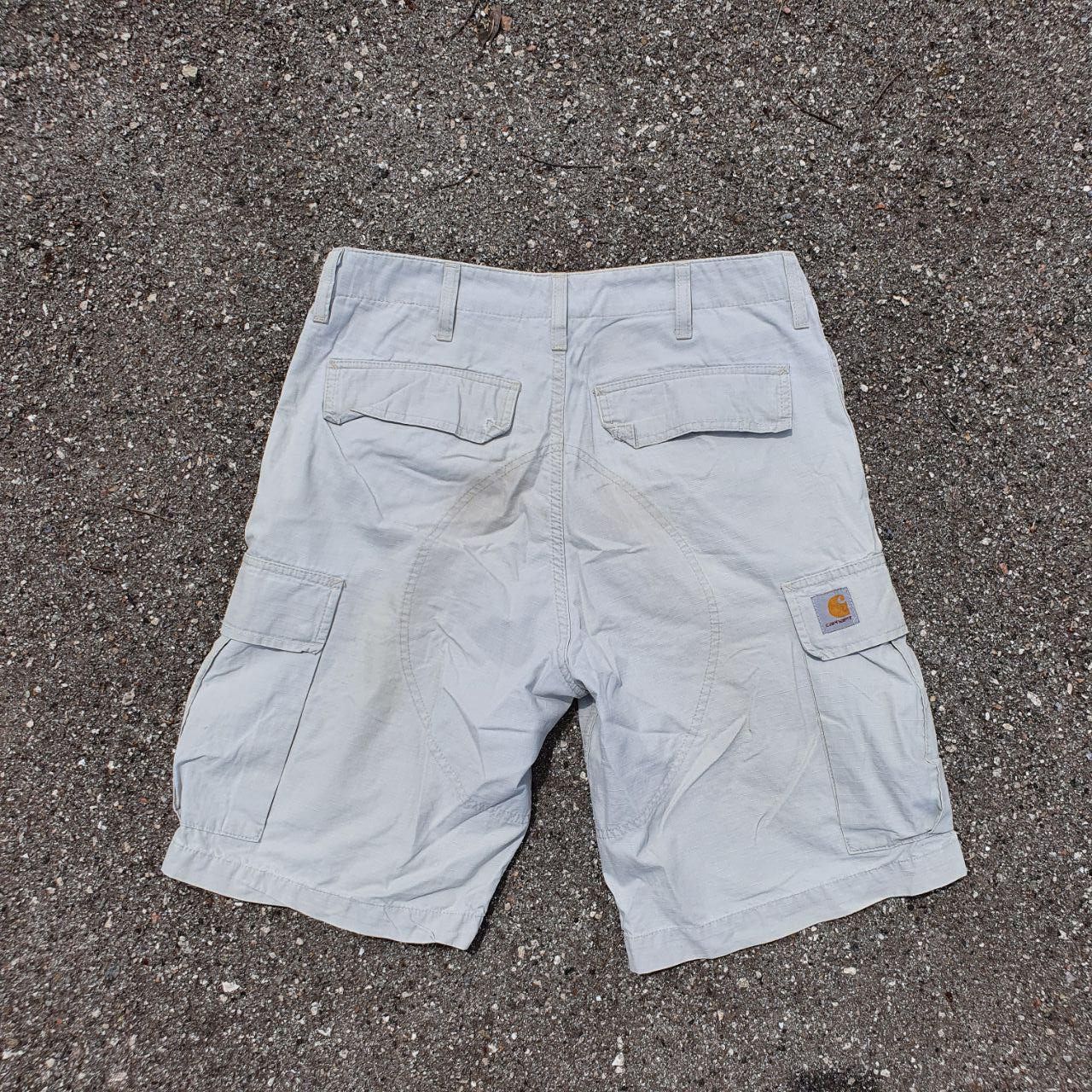 Carhartt × Carhartt Wip × Vintage Vintage Carhartt Bermuda Cargo Shorts Size US 32 / EU 48 - 4 Thumbnail