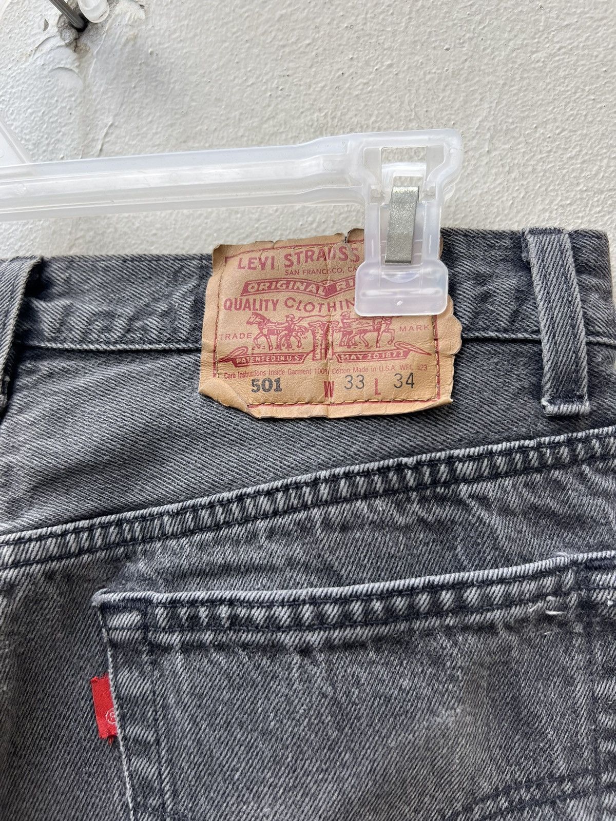 Levi's Vintage 1995 Levi’s 501 USA Fade Super Black Denim Jeans Size US 32 / EU 48 - 17 Thumbnail