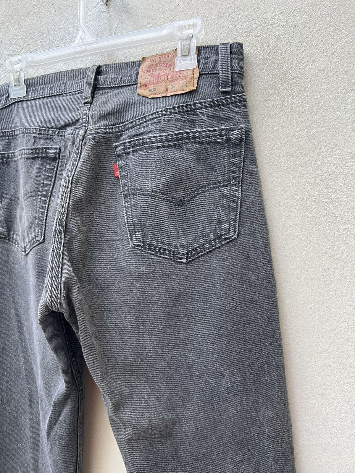 Levi's Vintage 1995 Levi’s 501 USA Fade Super Black Denim Jeans Size US 32 / EU 48 - 16 Thumbnail
