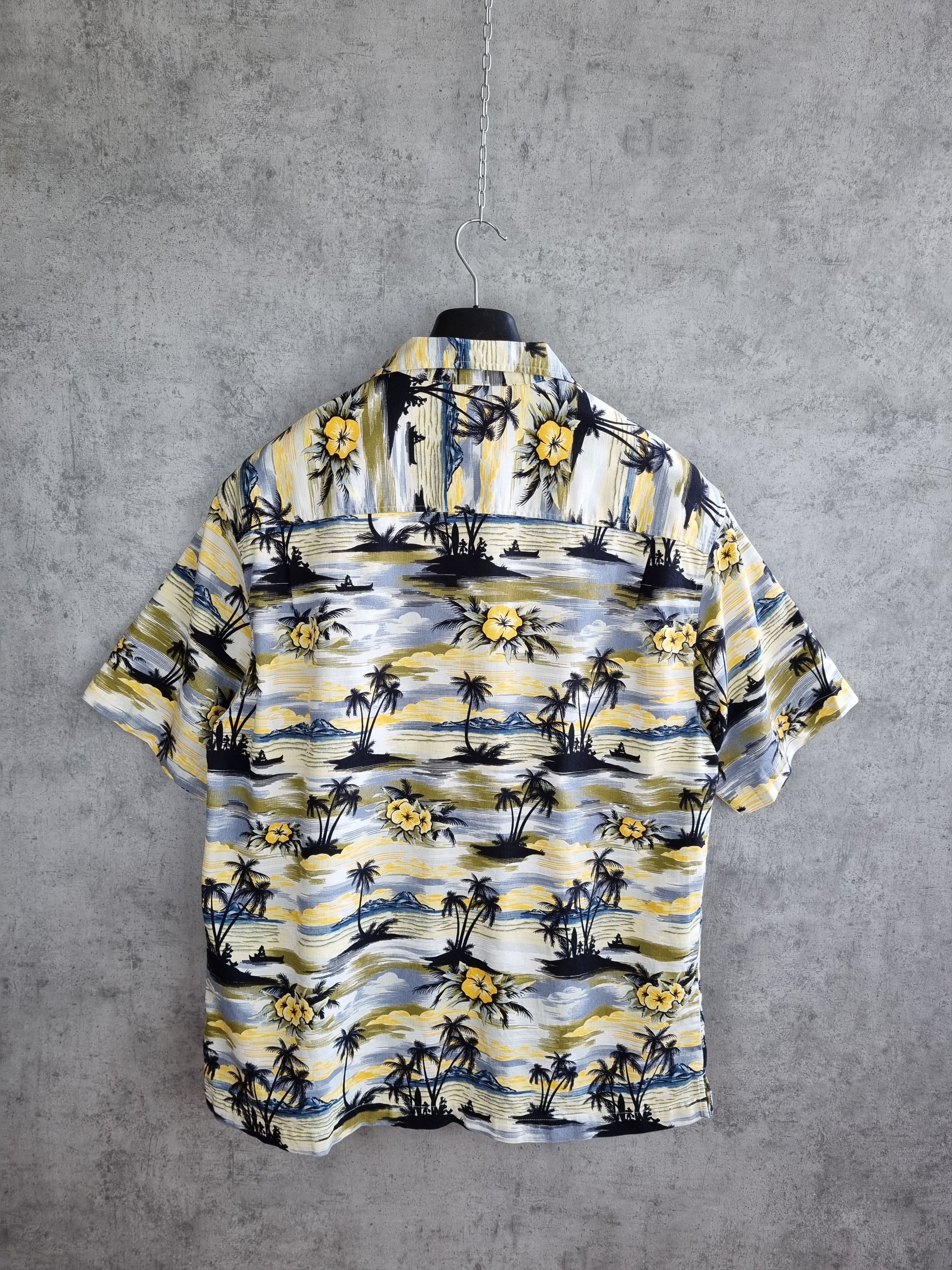Disney × Vintage Hawaiian Surf Mickey Mouse Goofy Pluto Funny Shirt Size US L / EU 52-54 / 3 - 4 Thumbnail