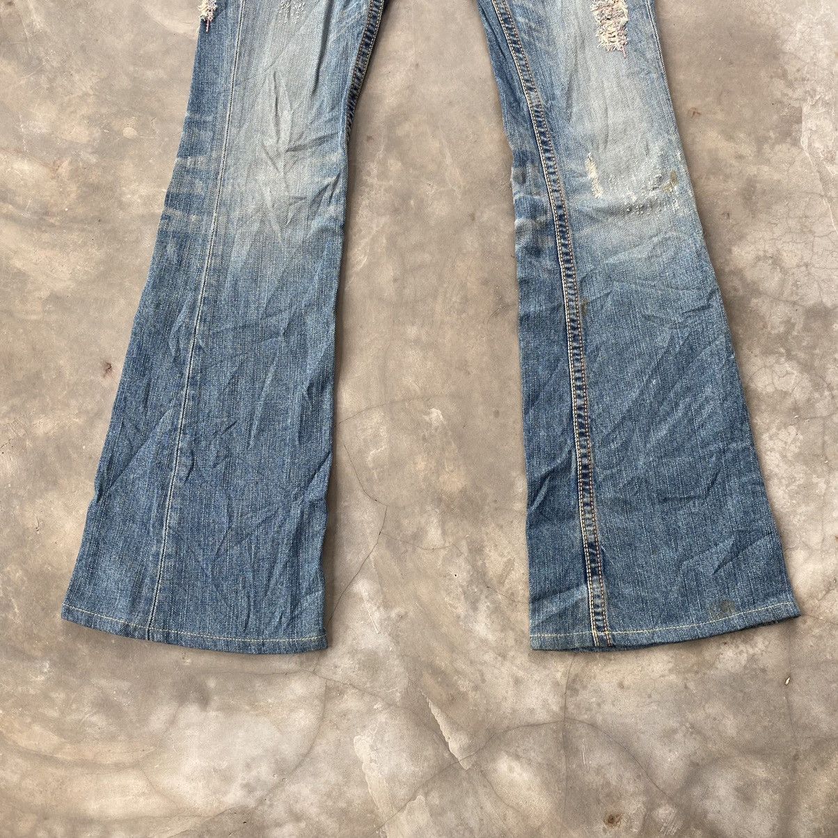 Edwin × Japanese Brand Edwin flare jeans multiple pocket embroidery distressed Size 26" / US 2 / IT 38 - 8 Thumbnail