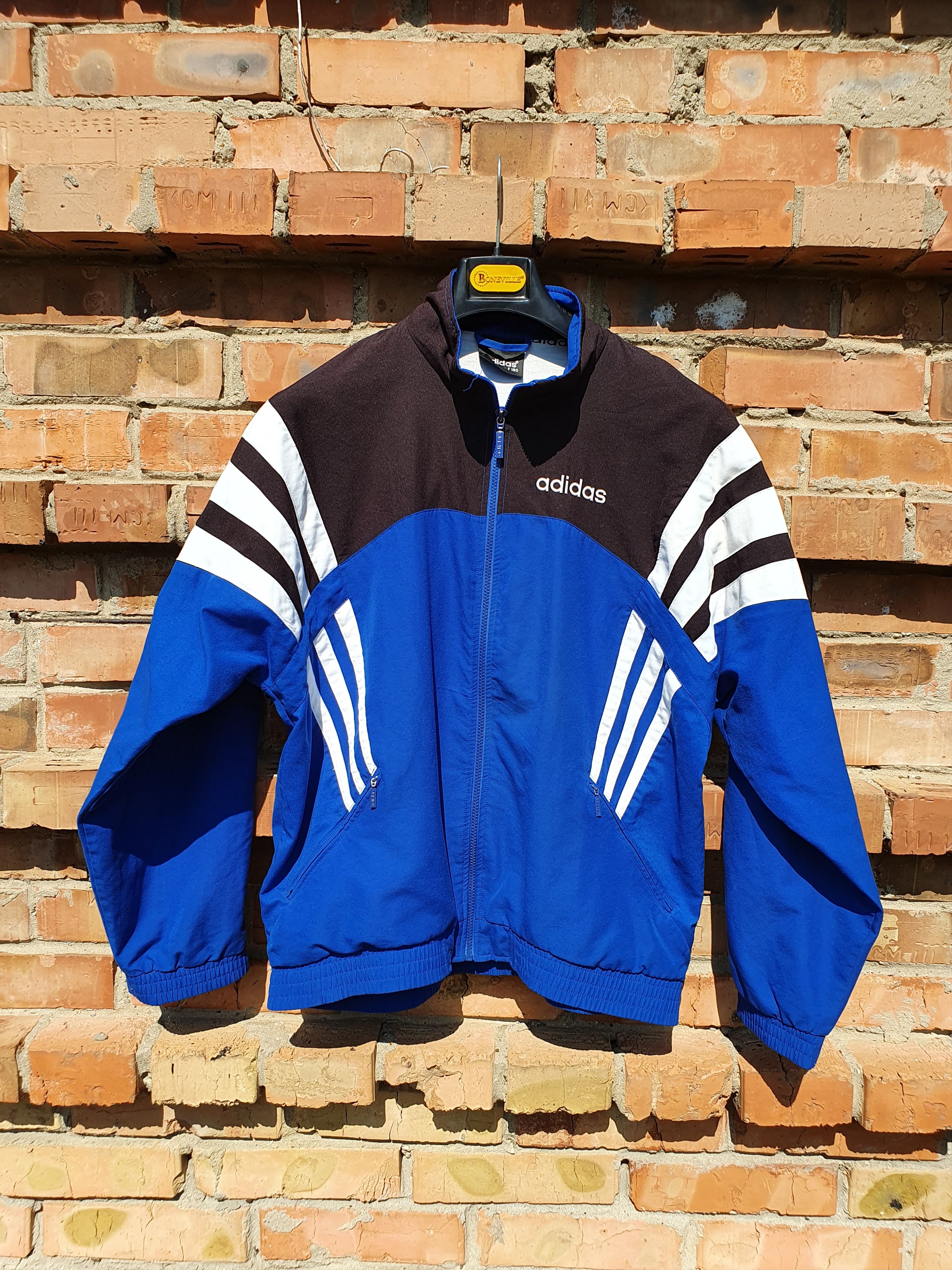 Adidas Rare Vintage ADIDAS Light Jacket similar to PALACE syle Size US M / EU 48-50 / 2 - 8 Thumbnail