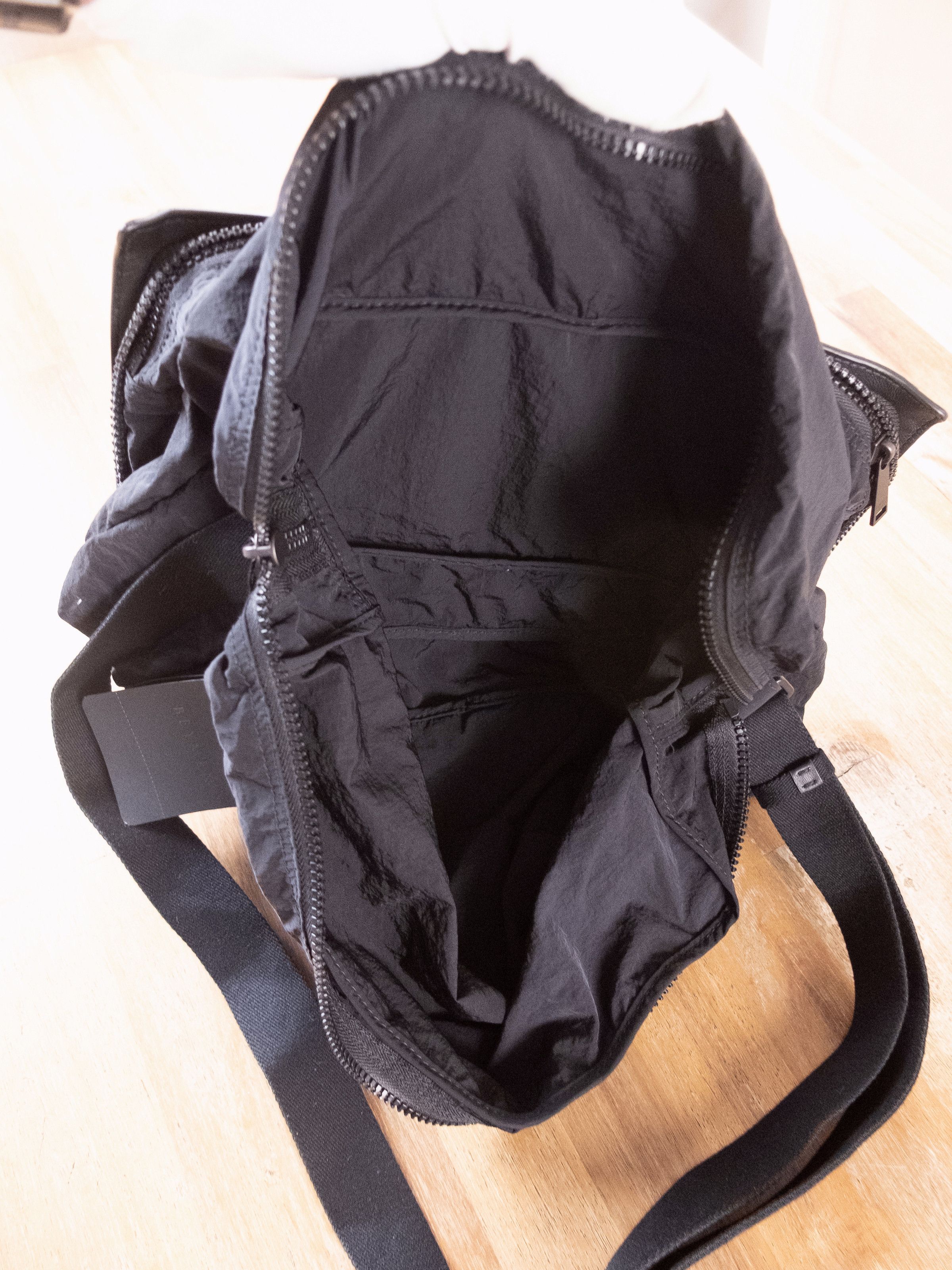 Bottega Veneta BOTTEGA VENETA black foldable leather nylon messenger bag Size ONE SIZE - 11 Thumbnail