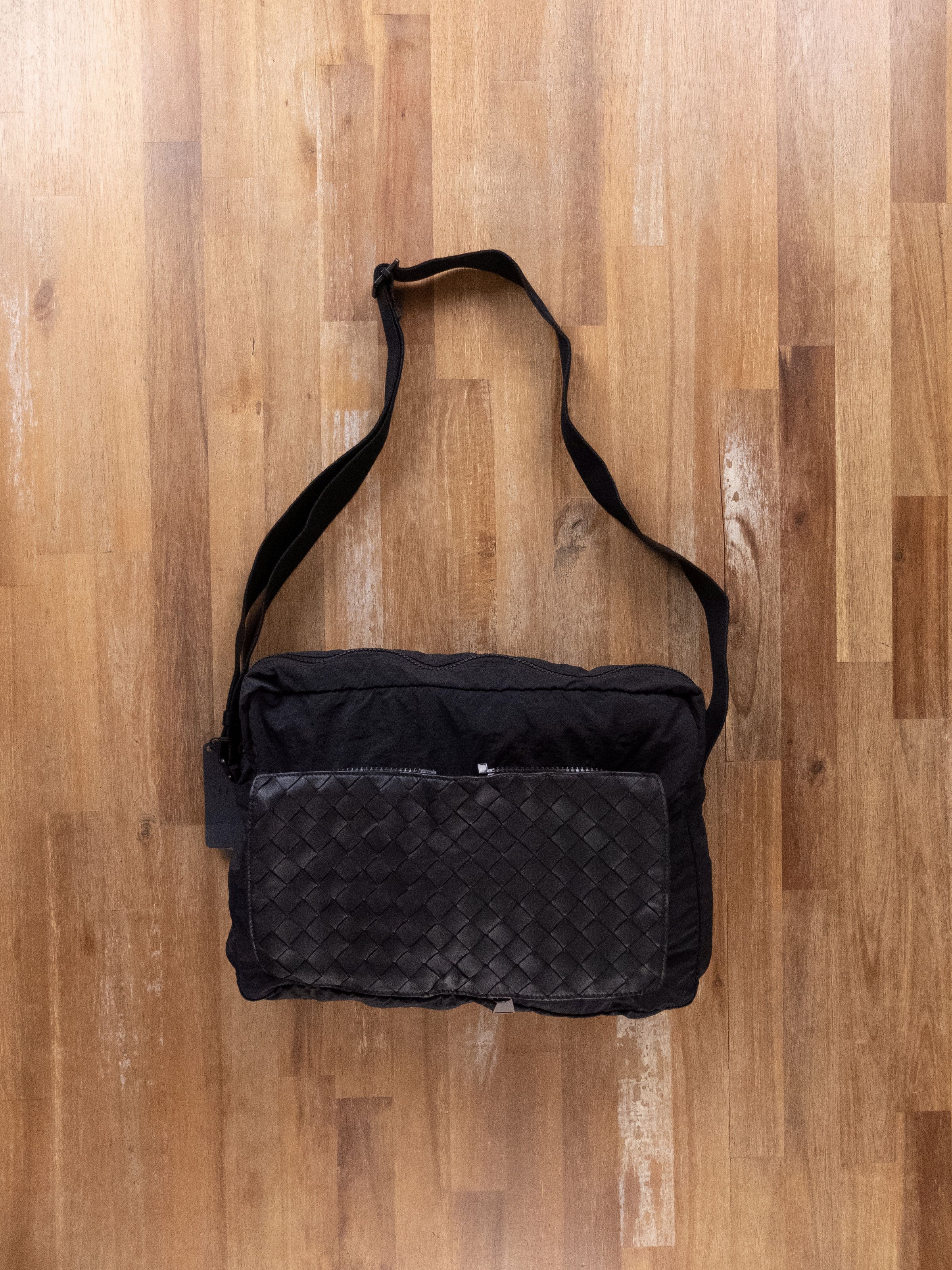 Bottega Veneta BOTTEGA VENETA black foldable leather nylon messenger bag Size ONE SIZE - 5 Thumbnail