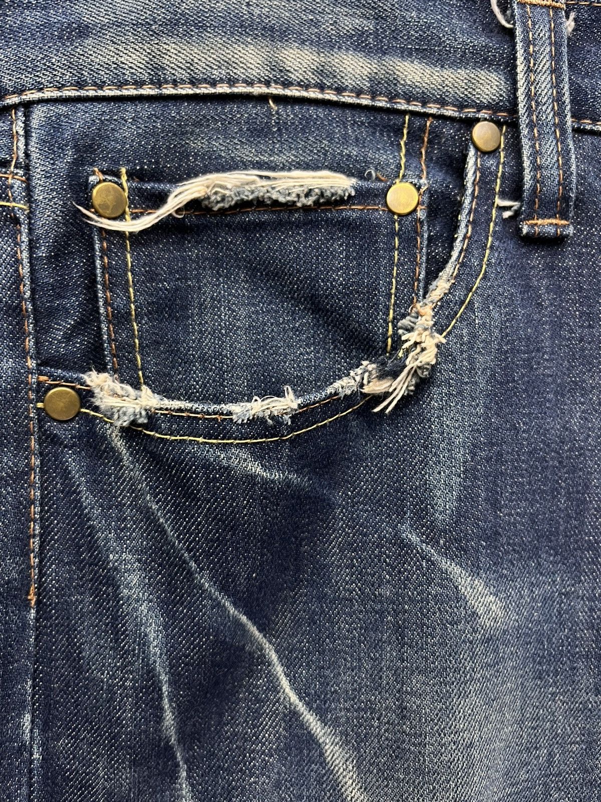 ANDSUNS 🔥DOPE🔥 ANDSUNS Peace Tokyo-Brooklyn Thrashed Denim Jeans Size US 32 / EU 48 - 9 Thumbnail