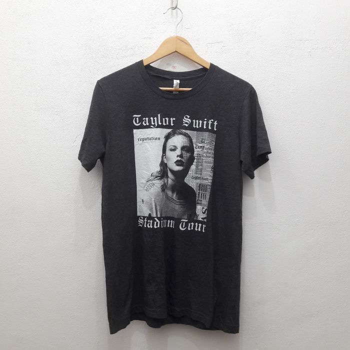 Tour Tee 💥Taylor swift reputation stadium tour tshirt | Grailed