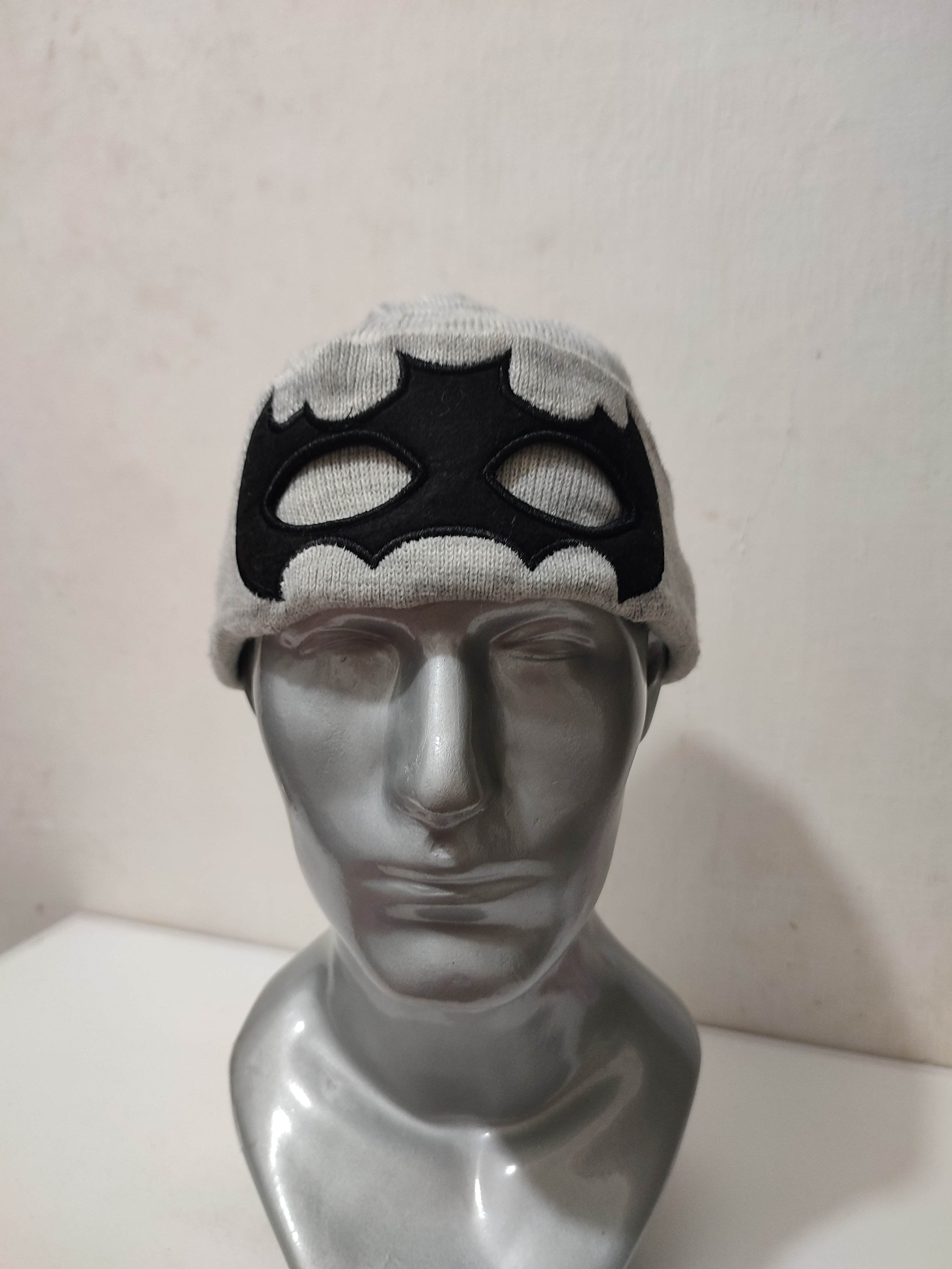 H&M H&M Batman Beanie Hats Size ONE SIZE - 1 Thumbnail