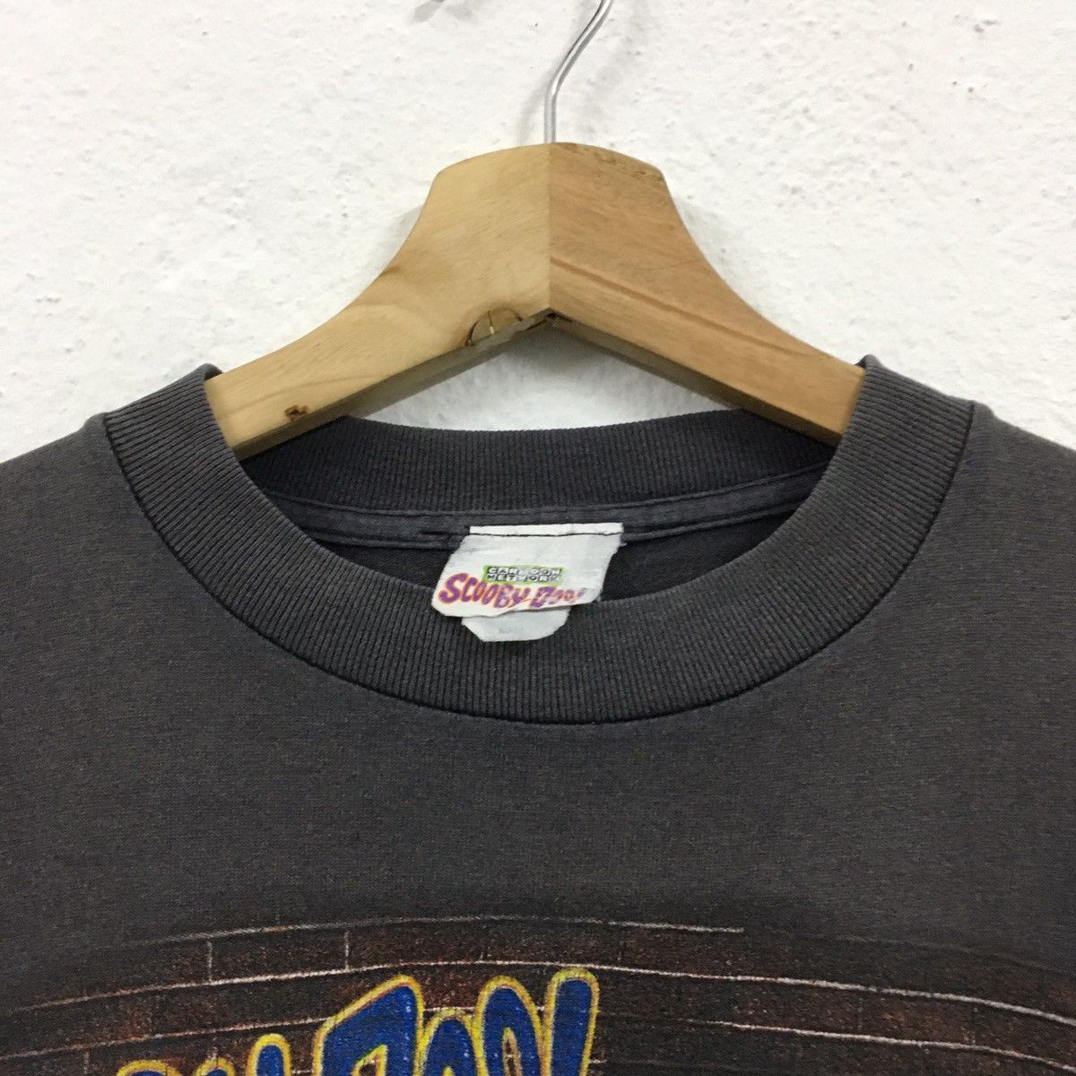 Cartoon Network Rare Vintage 1997 Scooby Doo Perfectly Sun Faded Tshirt Size US M / EU 48-50 / 2 - 4 Thumbnail