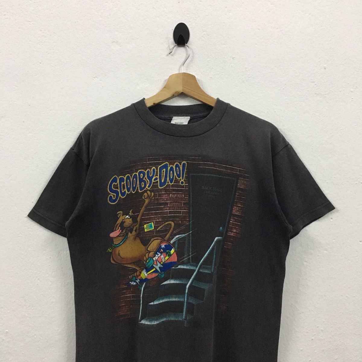 Cartoon Network Rare Vintage 1997 Scooby Doo Perfectly Sun Faded Tshirt Size US M / EU 48-50 / 2 - 6 Thumbnail