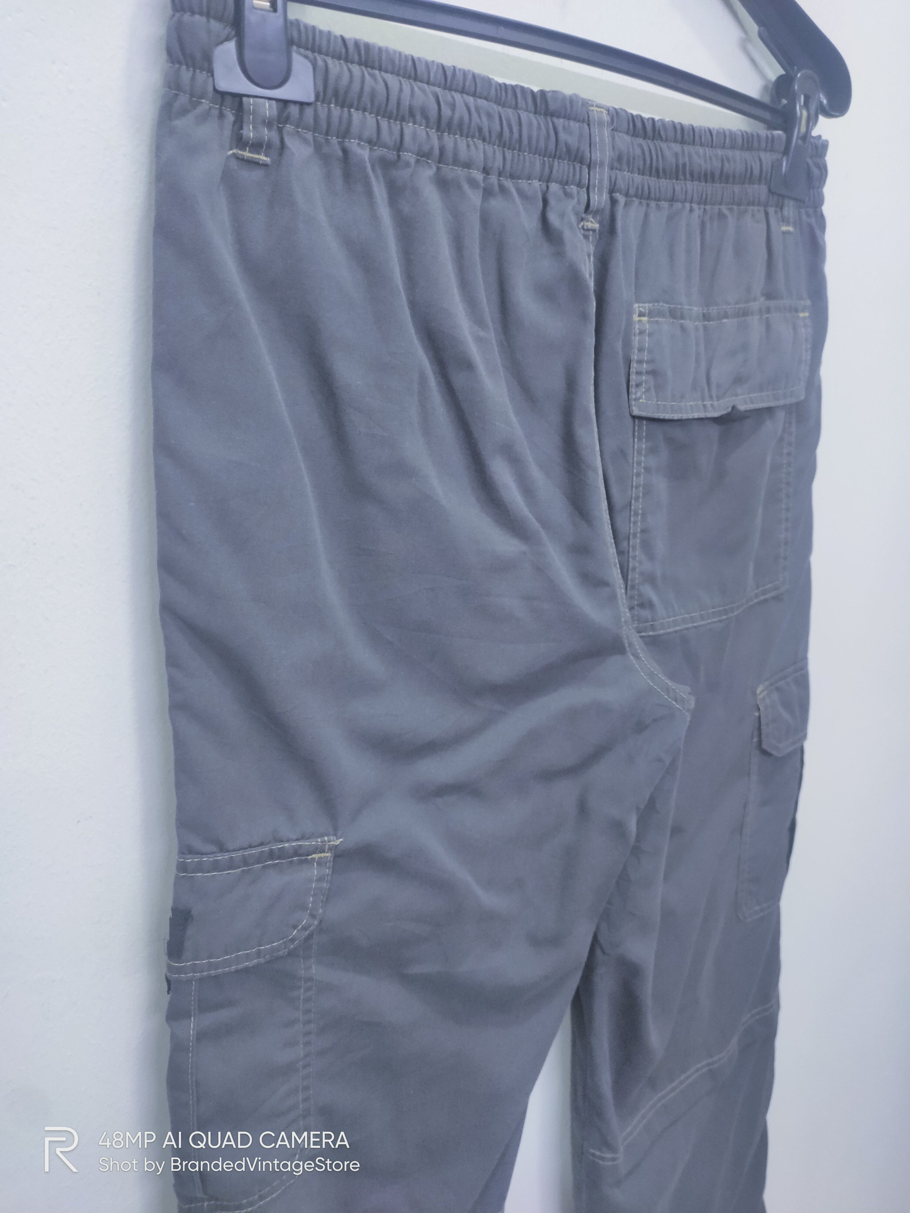 Japanese Brand × Mountain Hardwear FIRST DOWN Multipocket Tactical Hiking Ski Cargo Track Pant Size US 29 - 13 Thumbnail