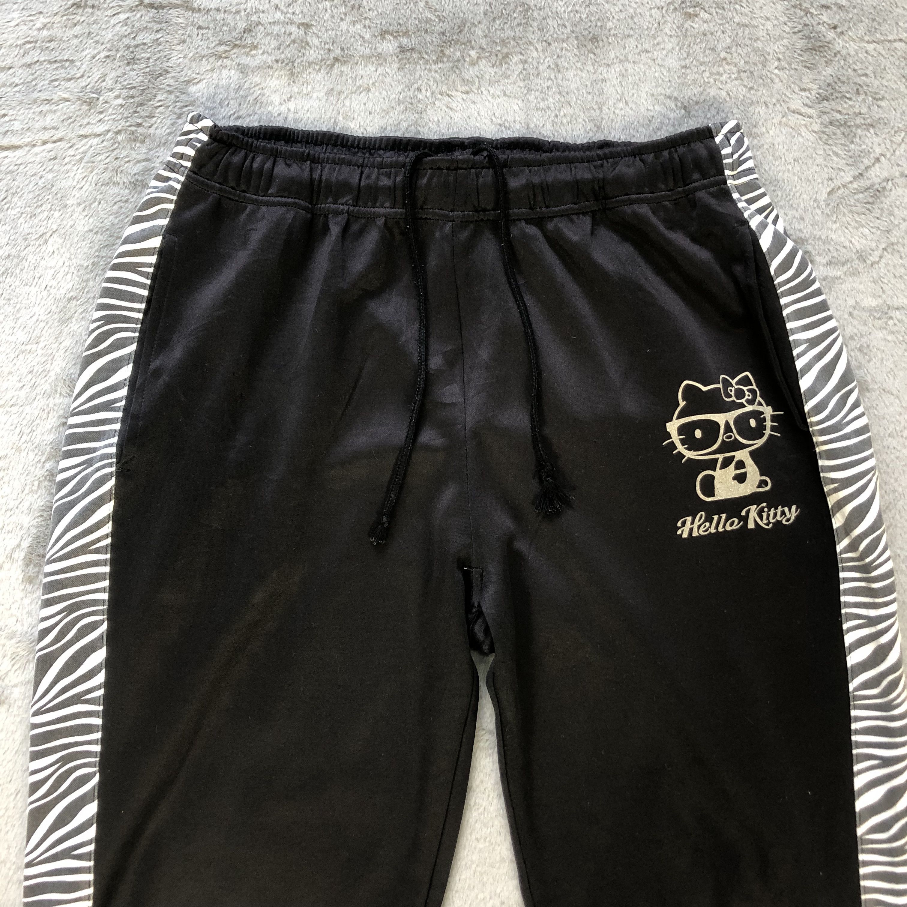 Japanese Brand HELLO KITTY ZEBRA STRIPES TRACK PANTS #6668-79 Size US 34 / EU 50 - 2 Thumbnail