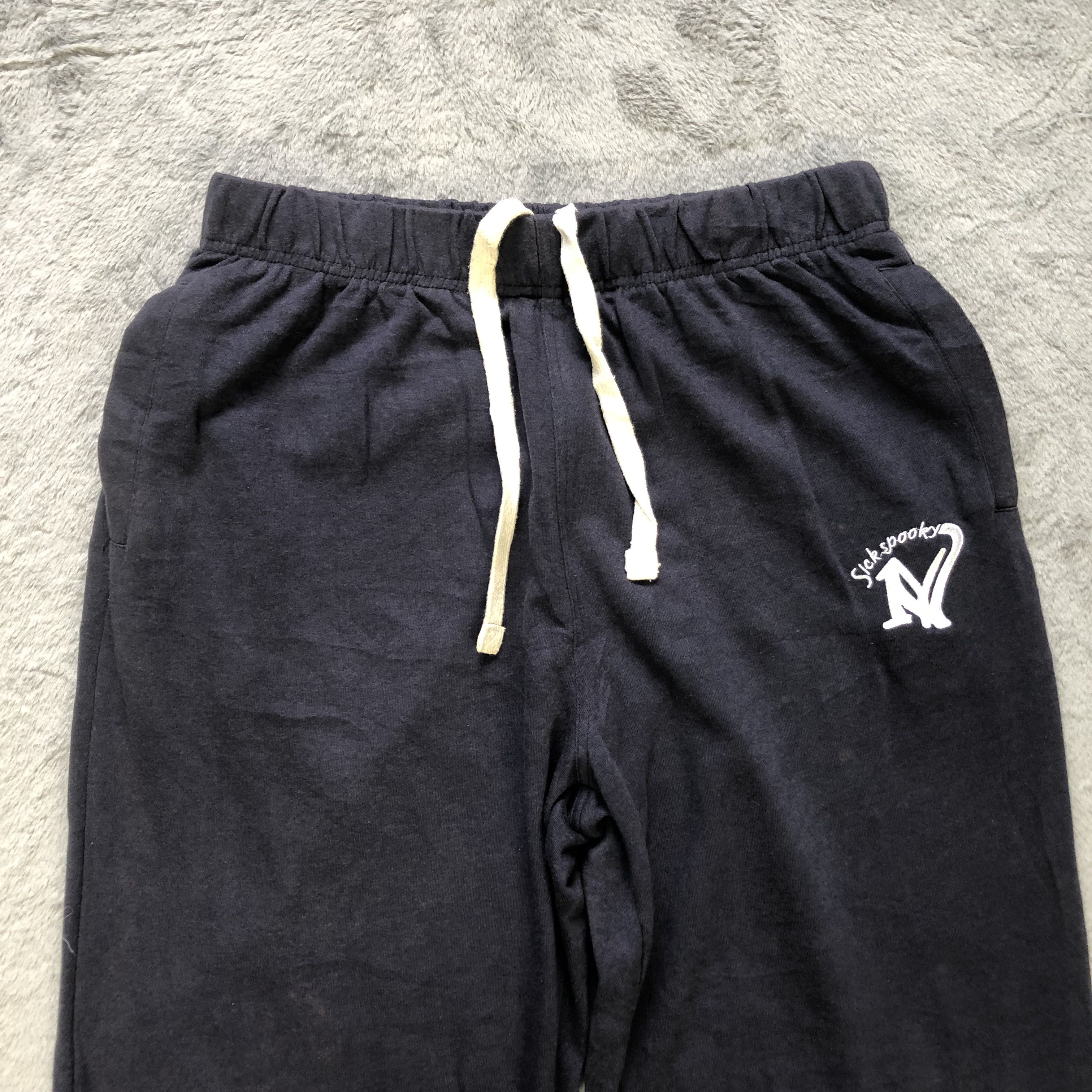 Japanese Brand SICK SPOOKY RUNNIN THE NY STREET SWEATPANTS #6671-79 Size US 35 - 7 Thumbnail