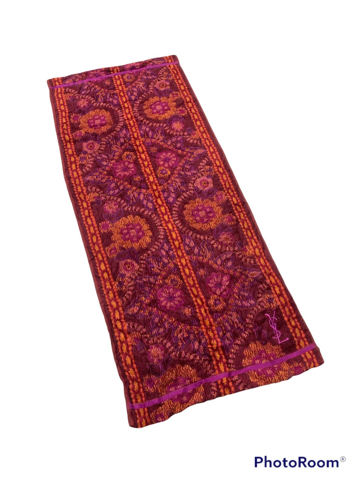 Yves Saint Laurent NOS YSL FACE TOWEL MAROON Size ONE SIZE - 1 Thumbnail