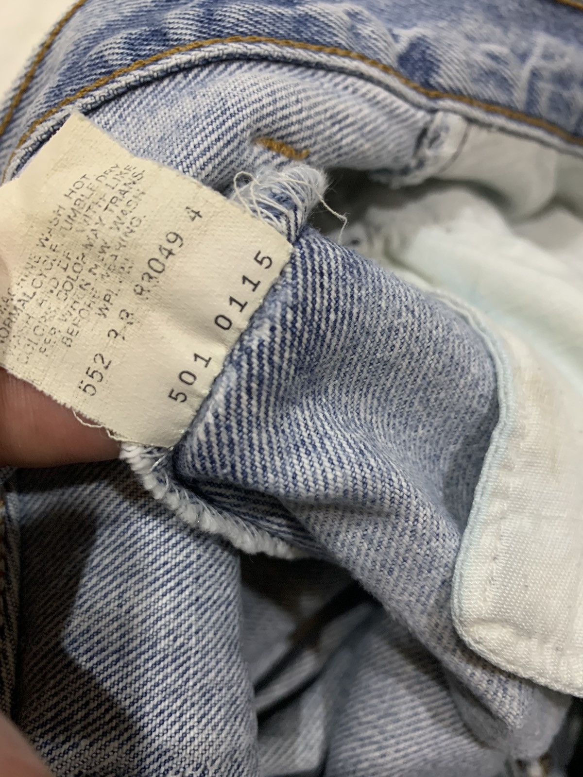 Levi's VINTAGE 1989-1992 LEVI'S 501 DISTRESSED TRASHED JEANS Size US 33 - 8 Thumbnail