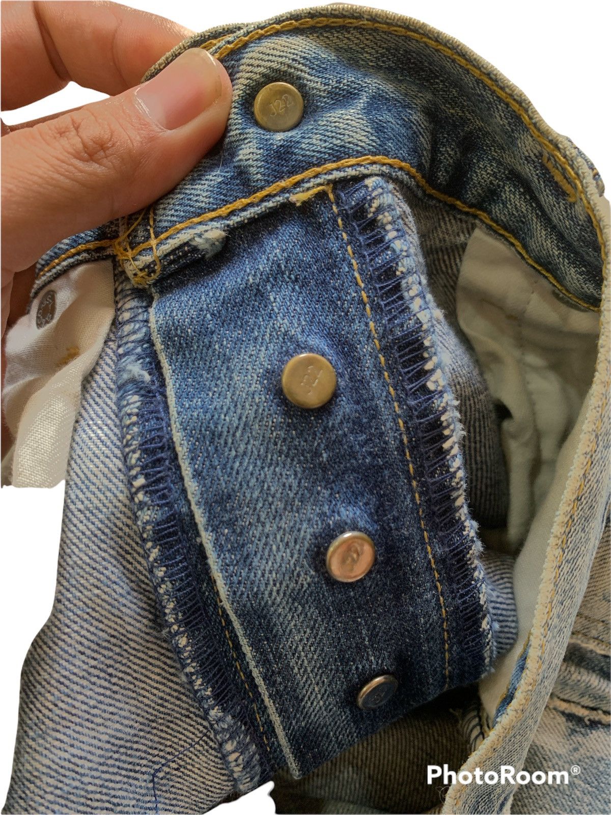 Levi's LEVI'S 702XX SELVEDGE BUCKLE BUTTON FLY JEANS DENIM REPRO Size US 32 / EU 48 - 5 Thumbnail
