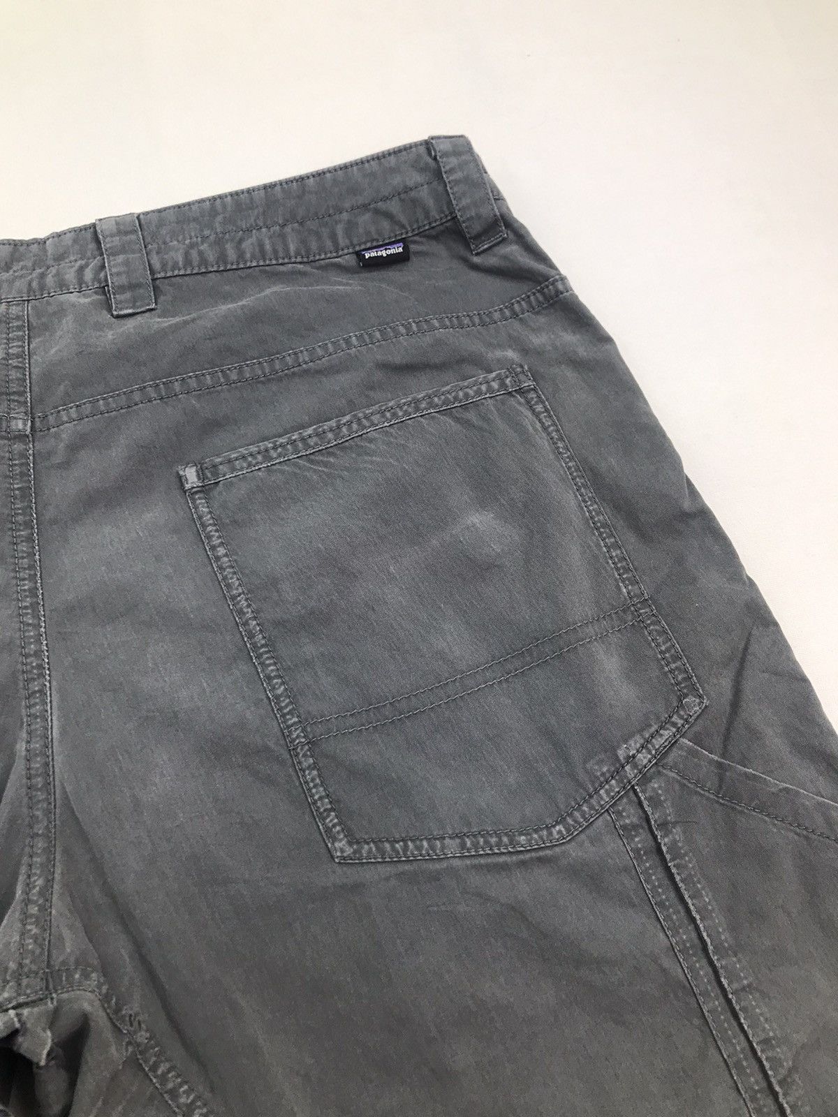 Patagonia Patagonia ripped carpenter outdoor hiking Size US 35 - 22 Thumbnail