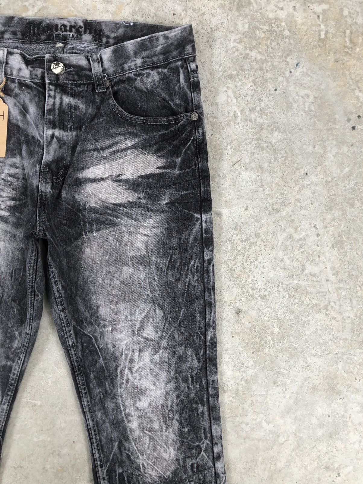 Who Decides War Japanese Monarchy Punk Style Distressed Jeans Acid Wash Size US 34 / EU 50 - 5 Thumbnail
