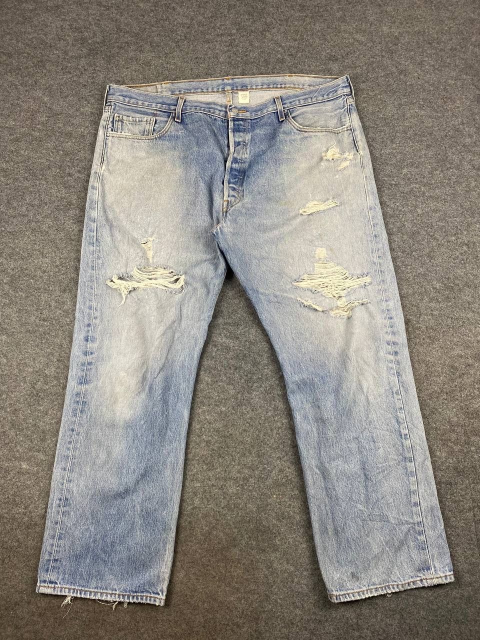 image of Vintage Levis 501Xx Distressed Denim Nice Design in Light Blue, Men's (Size 44)
