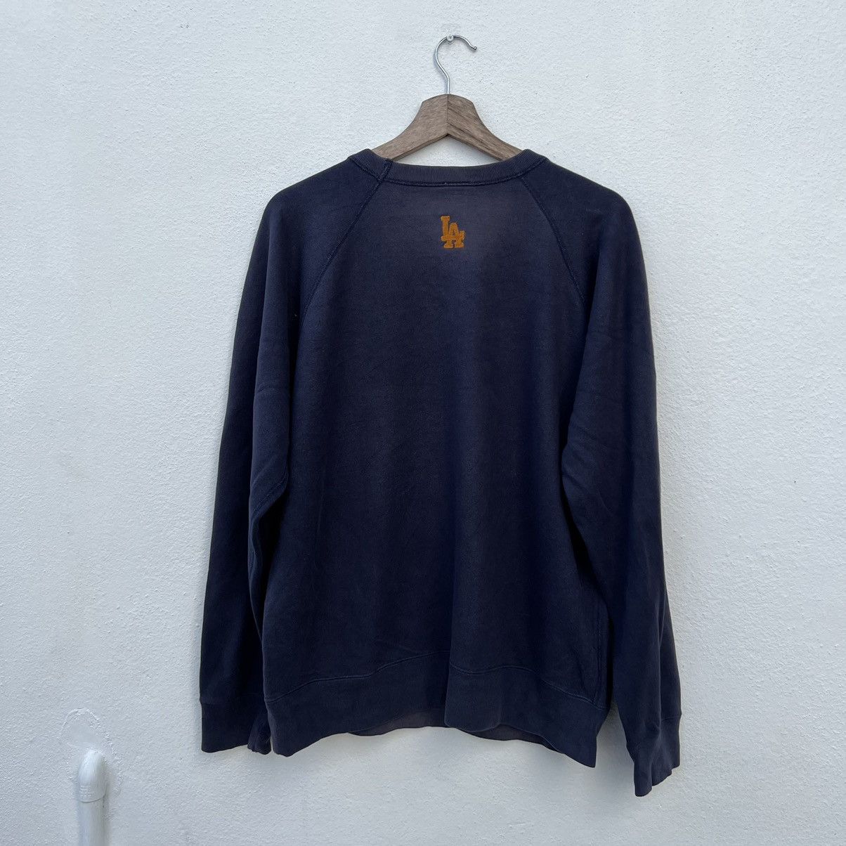 Japanese Brand VINTAGE MLB LOS ANGELES LA DODGERS BIG LOGO SWEATSHIRT Size US M / EU 48-50 / 2 - 7 Thumbnail