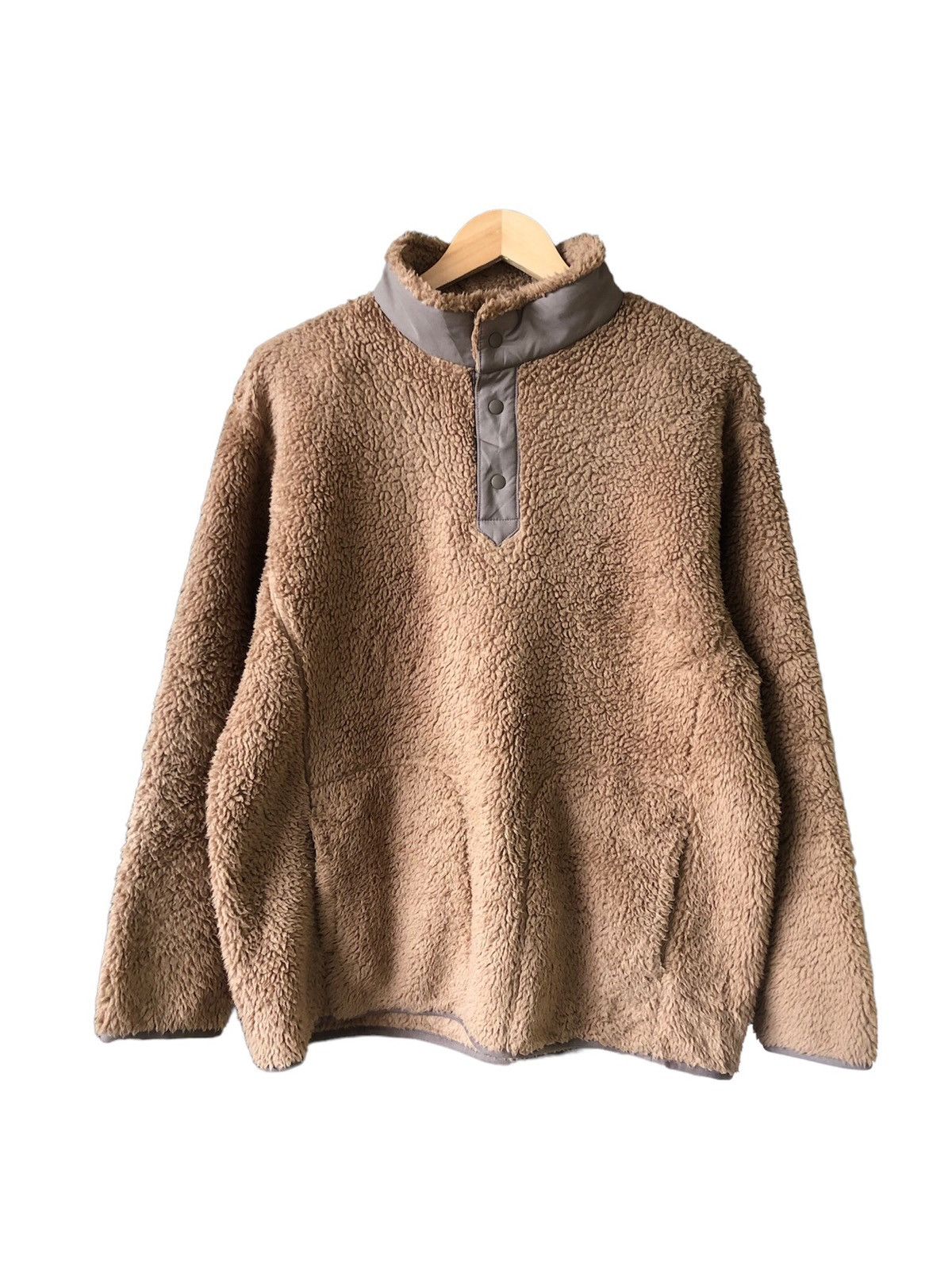image of Vintage White Mountaineering X Uniqlo Deep Pile Jacket in Brown, Men's (Size Large)